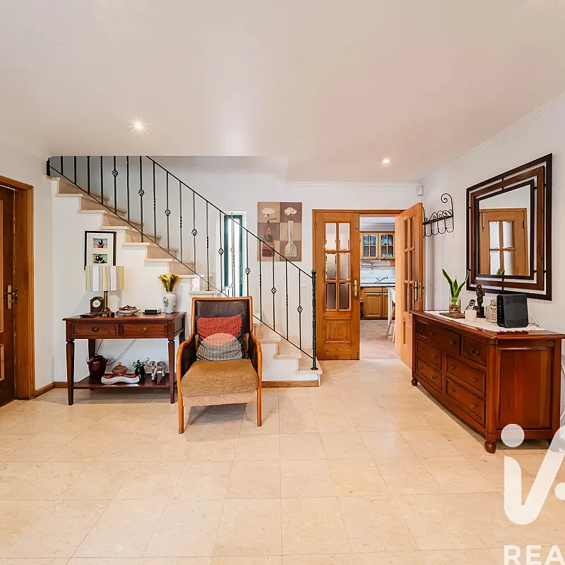 View image 11