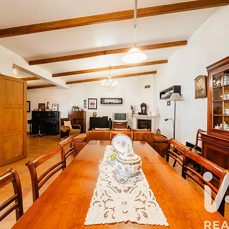 View image 17