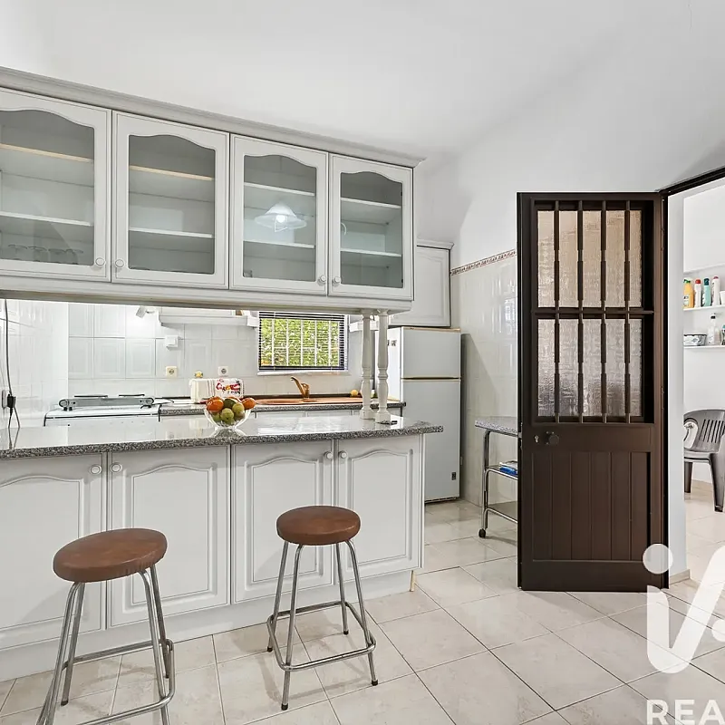 View image 15