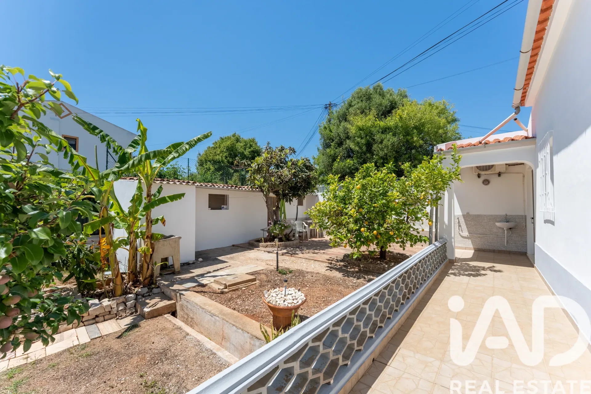 1970s Boliqueime House with Garden and Parking Near Algarve Coast - View image 22 of 33