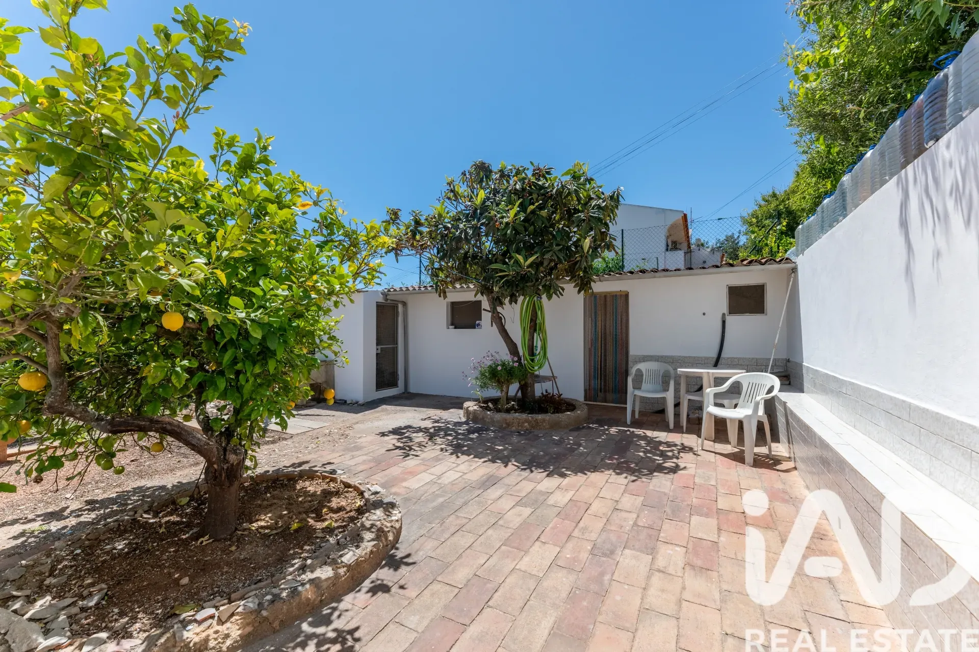 1970s Boliqueime House with Garden and Parking Near Algarve Coast - View image 23 of 33