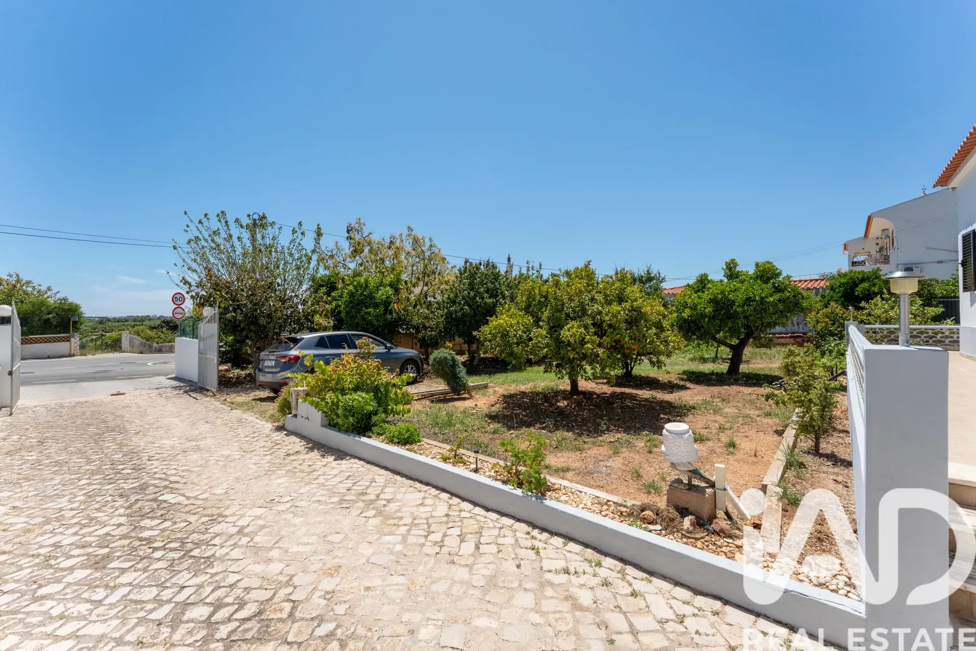 1970s Boliqueime House with Garden and Parking Near Algarve Coast - View image 26 of 33