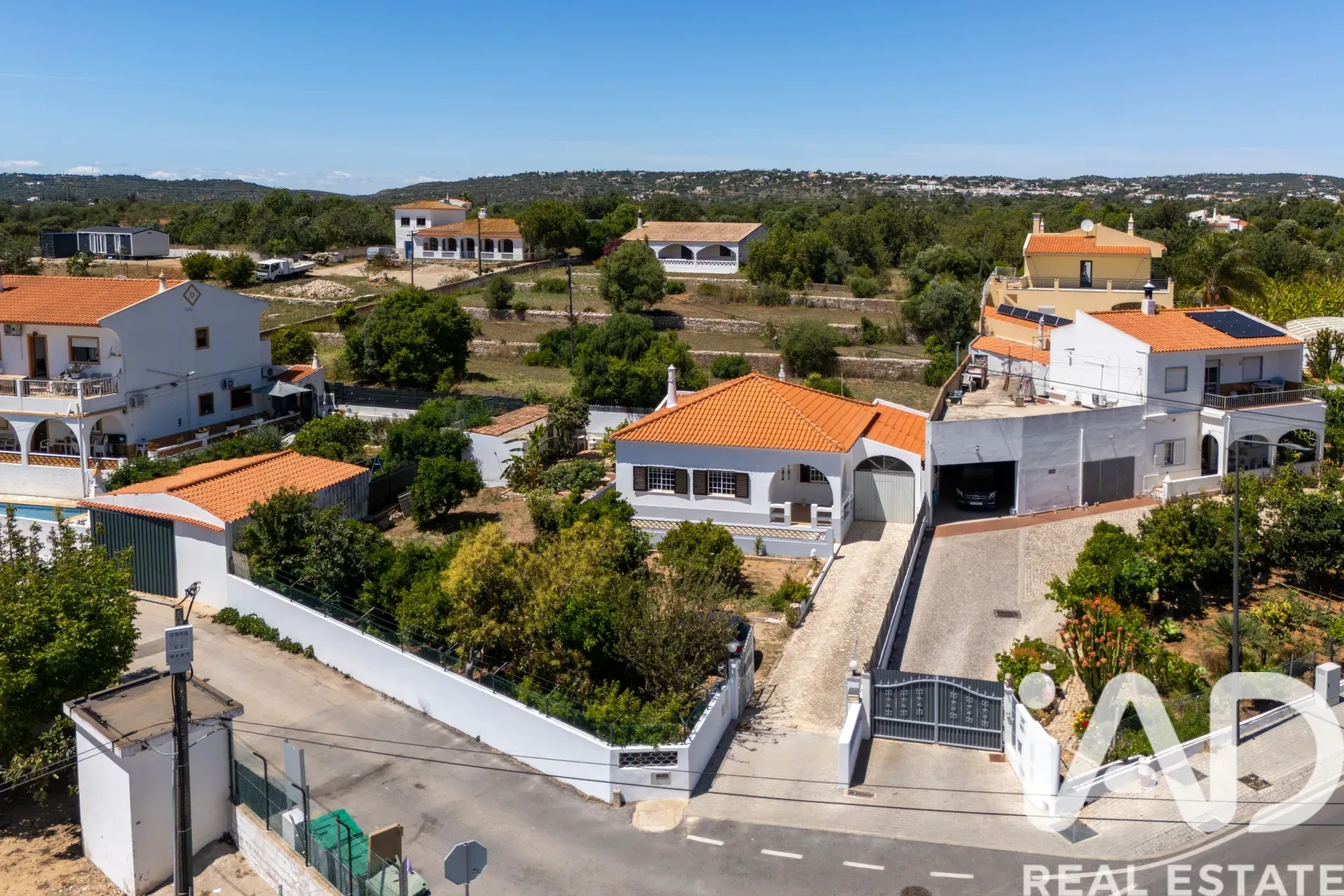 1970s Boliqueime House with Garden and Parking Near Algarve Coast - View image 31 of 33
