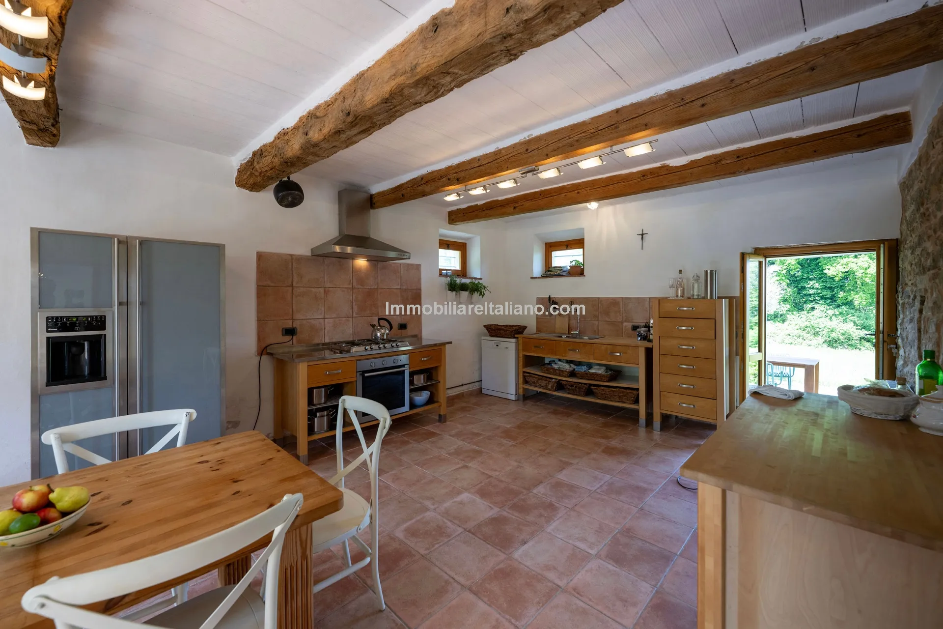 Italian Country House with Pool in Cingoli's Scenic Countryside - View image 25 of 38
