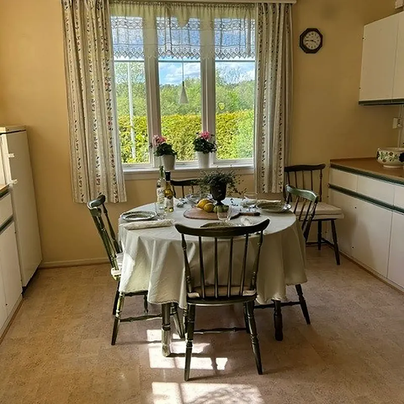 View image 18
