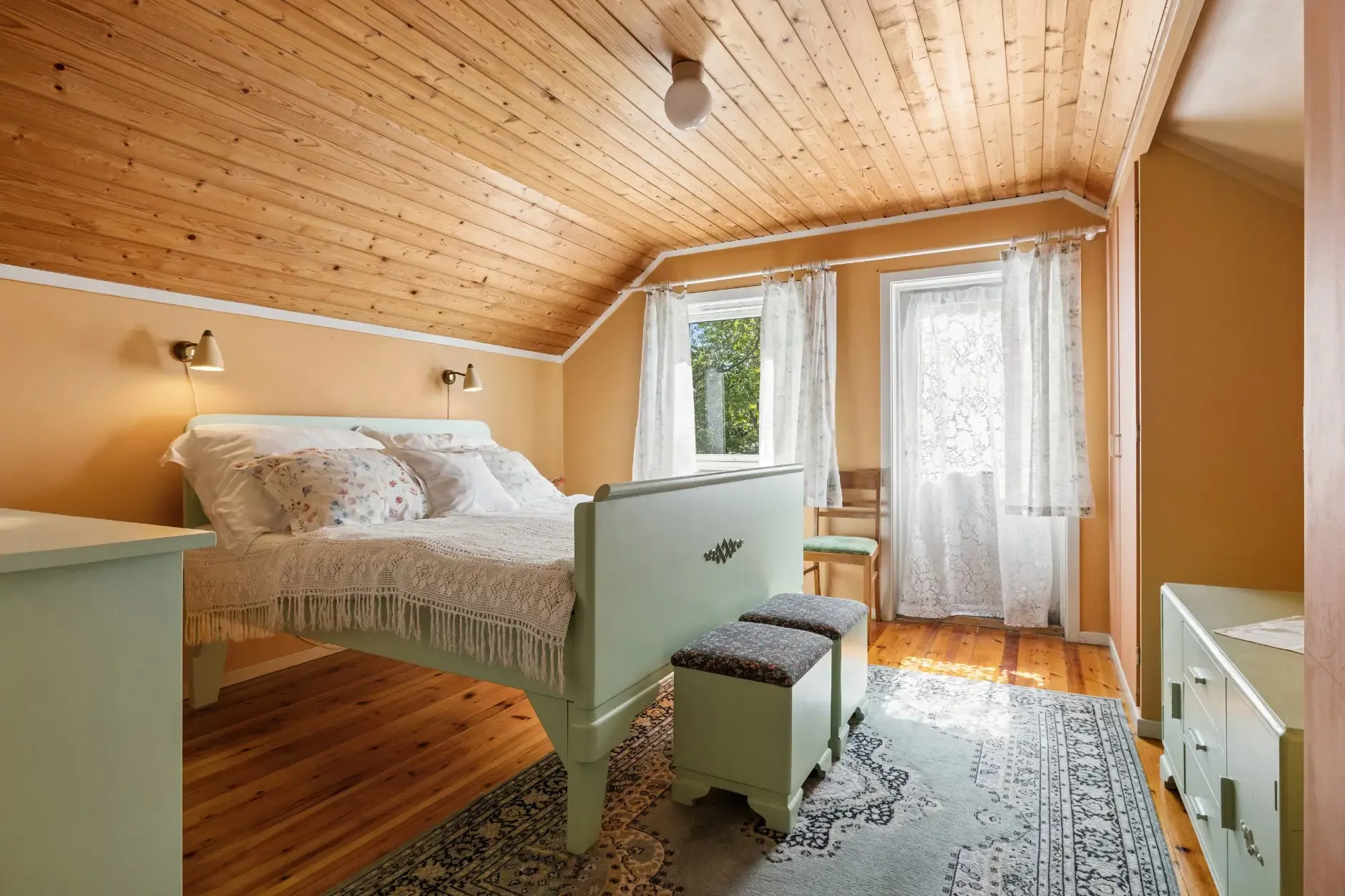 1840s Norwegian House with Expansive Grounds and 7 Bedrooms in Grimstad - View image 28 of 48