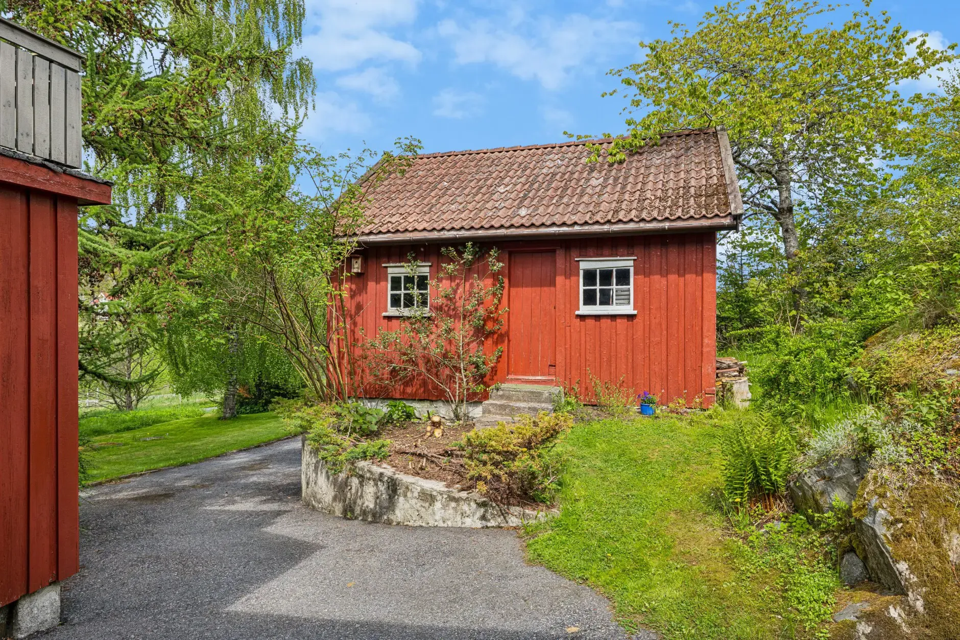 1840s Norwegian House with Expansive Grounds and 7 Bedrooms in Grimstad - View image 43 of 48