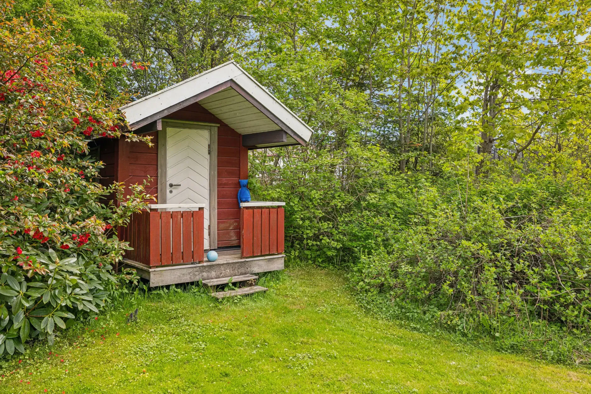 1840s Norwegian House with Expansive Grounds and 7 Bedrooms in Grimstad - View image 45 of 48