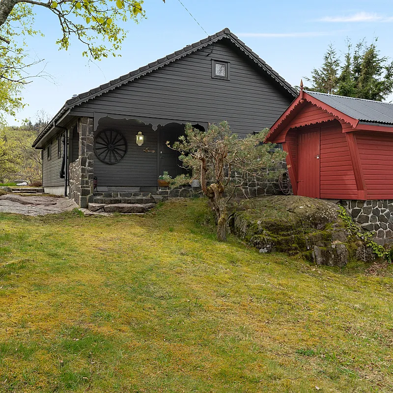 View image 12