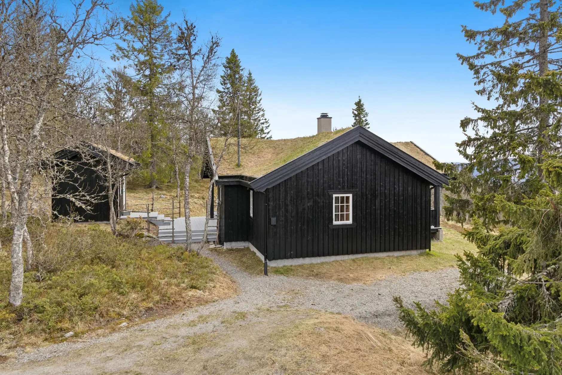 2006 Cabin with Terrace and Parking Amidst Venabygd's Scenic Beauty - Image 3