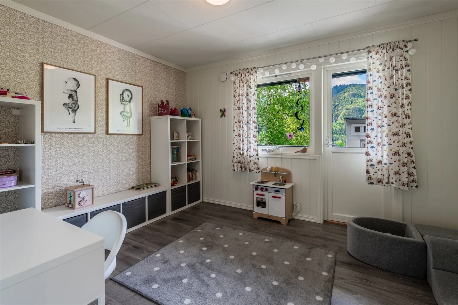 1970s Family Home with Fjord Views in Hol, Norway - View image 27 of 46