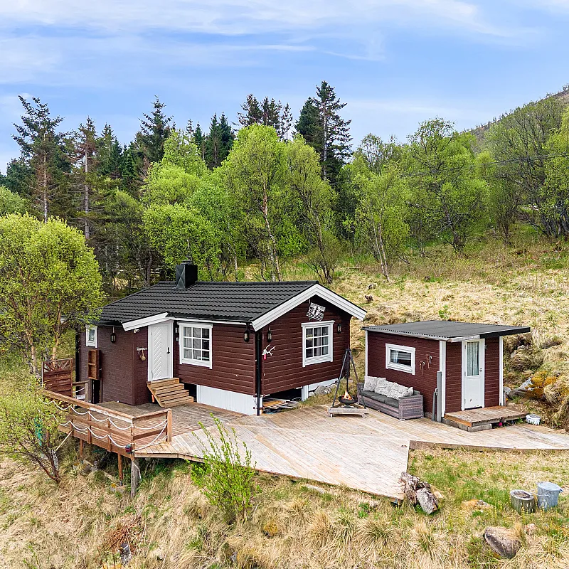1970s Norwegian Cabin with Sea Views and Expansive Terrace