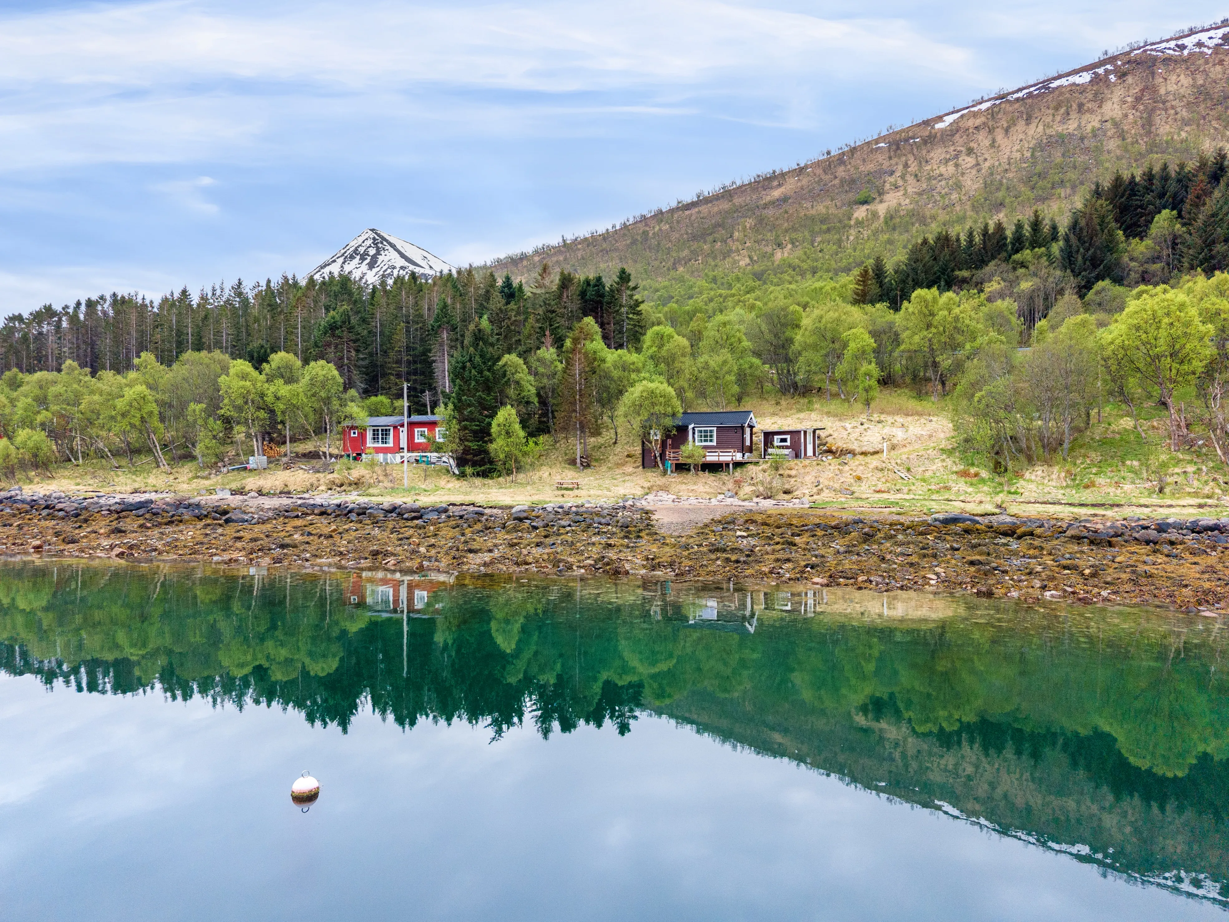 1970s Norwegian Cabin with Sea Views and Expansive Terrace - View image 28 of 29