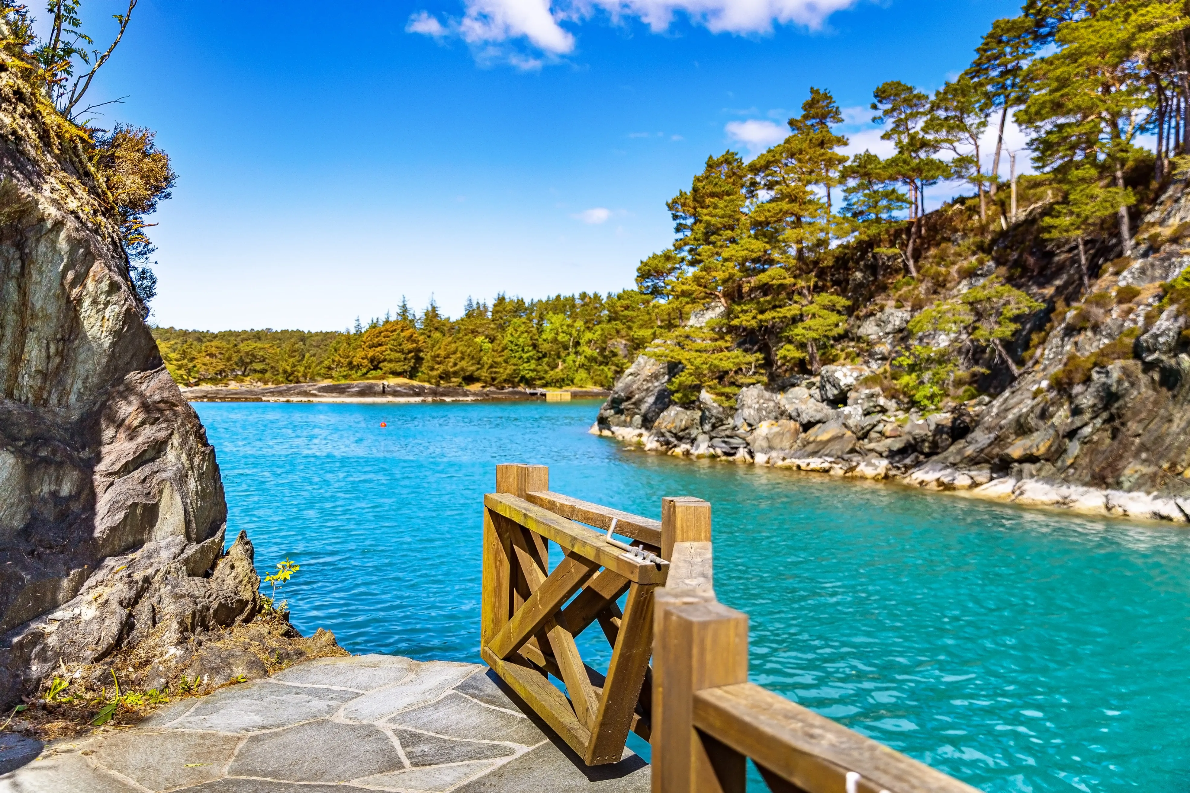 Seaside Cabin with Private Jetty in Bjørnafjorden, Norway - View image 14 of 39