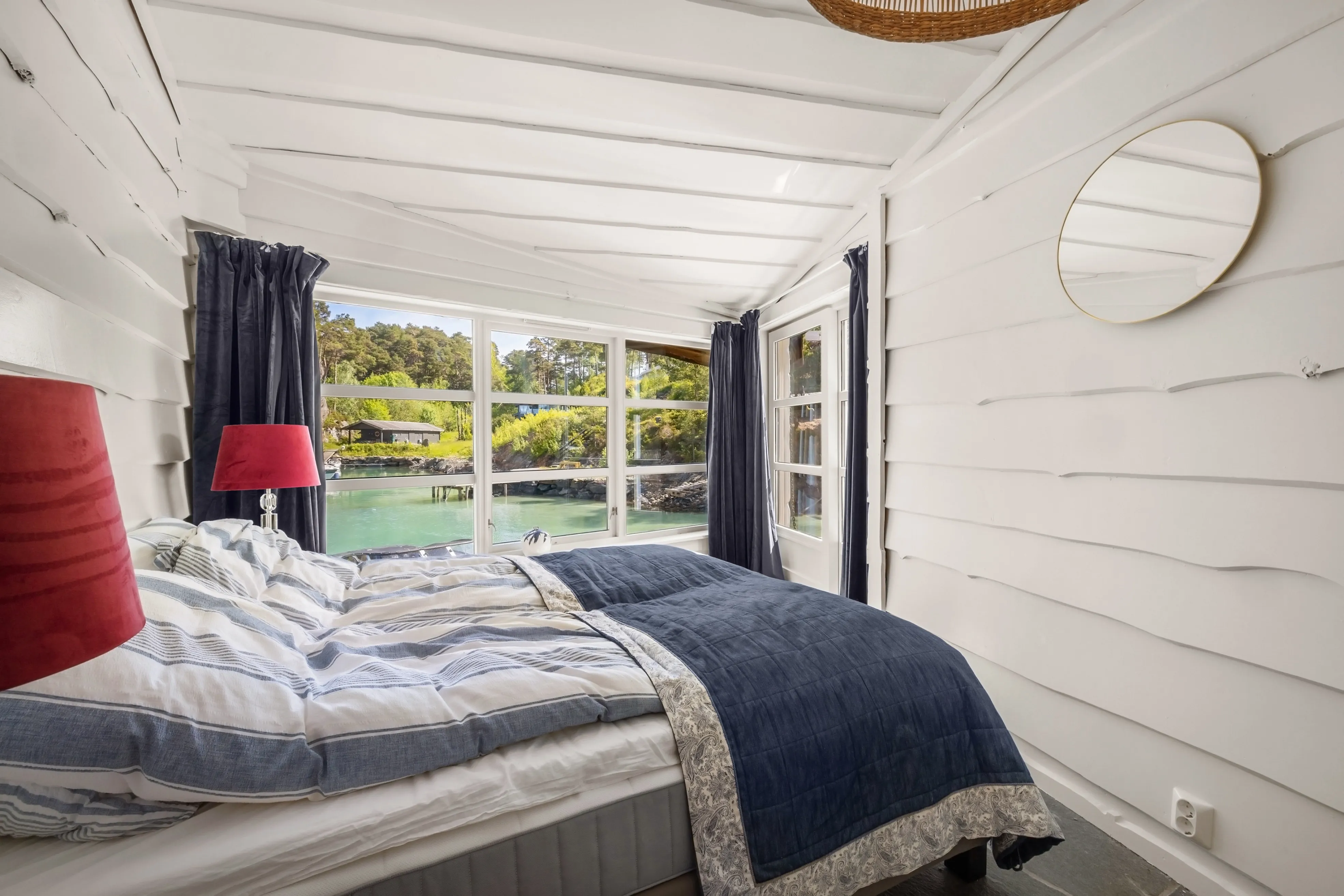 Seaside Cabin with Private Jetty in Bjørnafjorden, Norway - View image 31 of 39