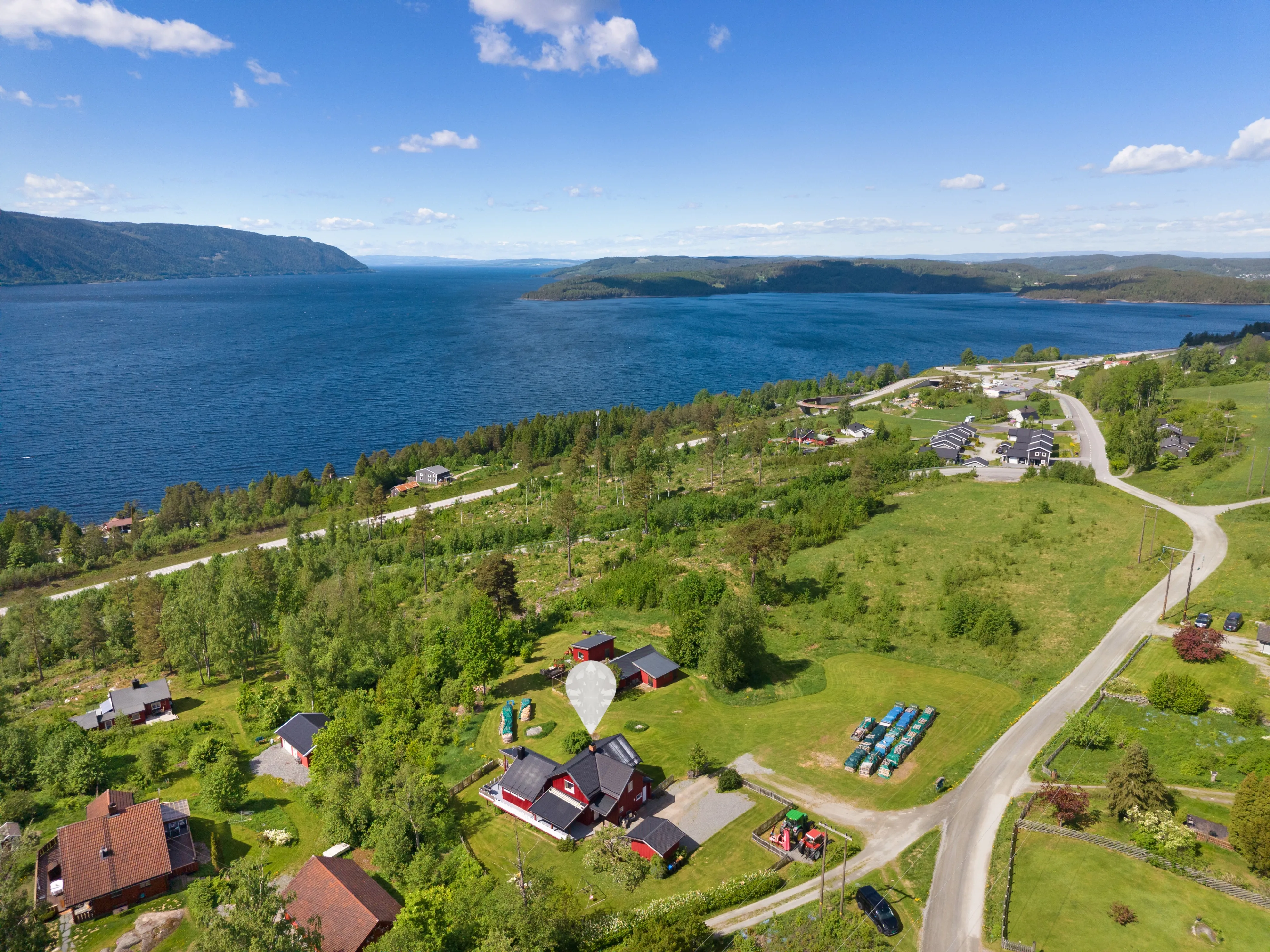 1980s Norwegian House with Expansive Gardens and Terrace in Espa - View image 45 of 49
