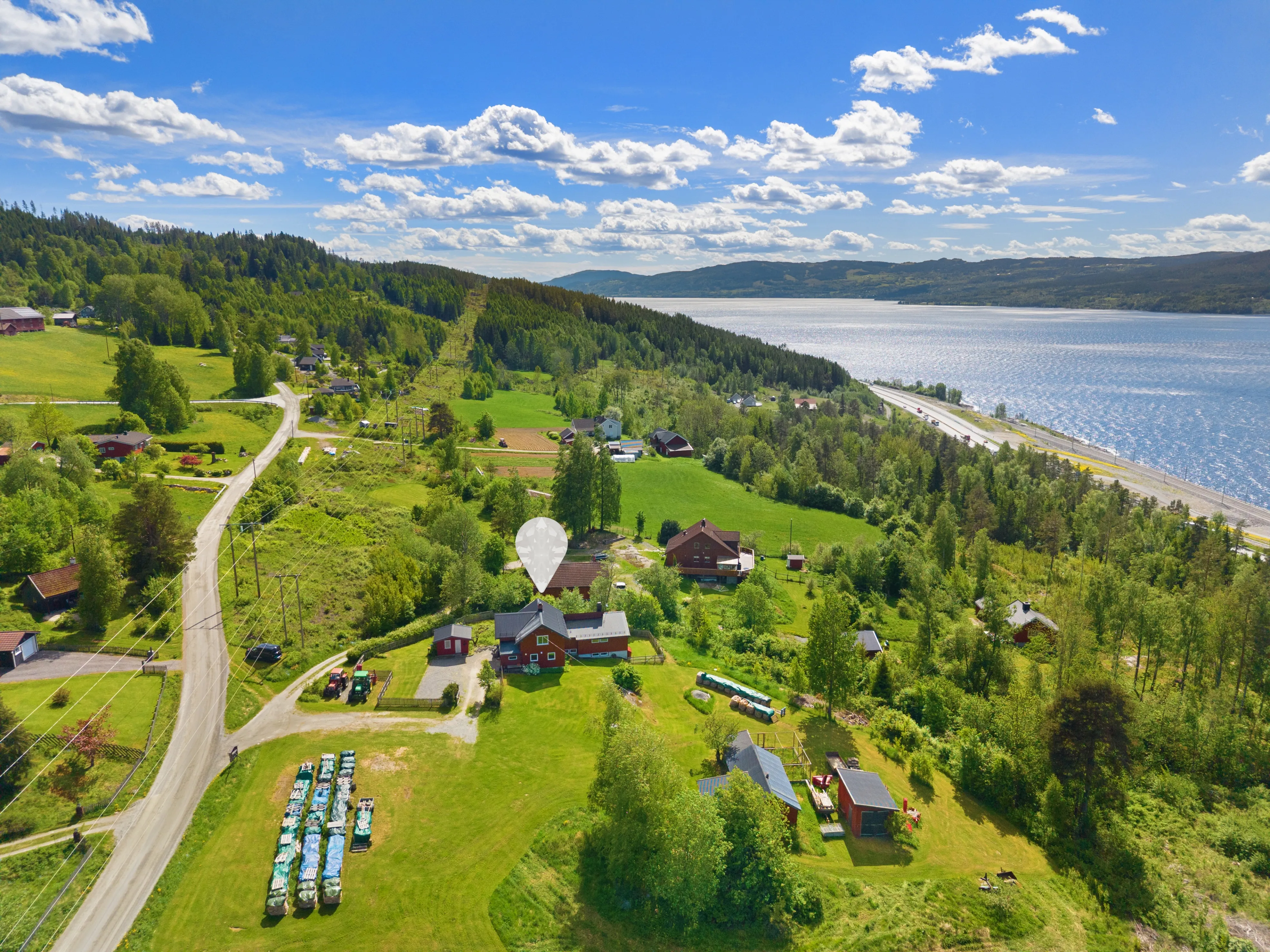 1980s Norwegian House with Expansive Gardens and Terrace in Espa - View image 46 of 49