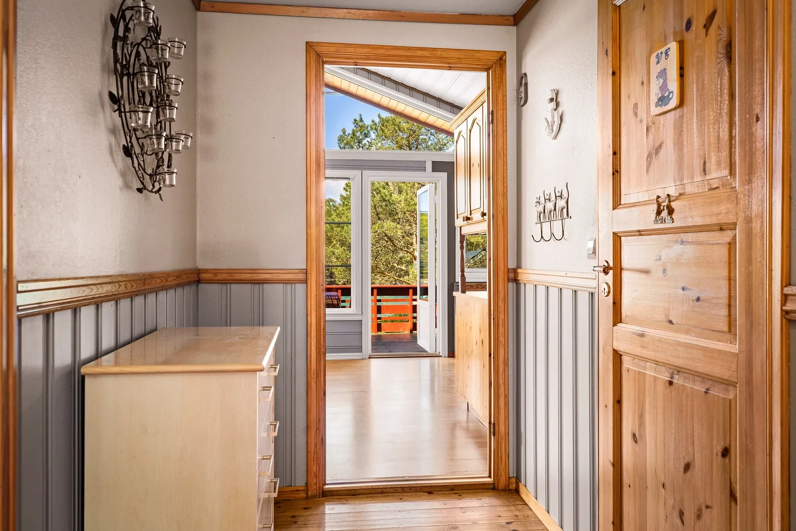 1960s Coastal House in Os with Terrace and Private Jetty - View image 11 of 56