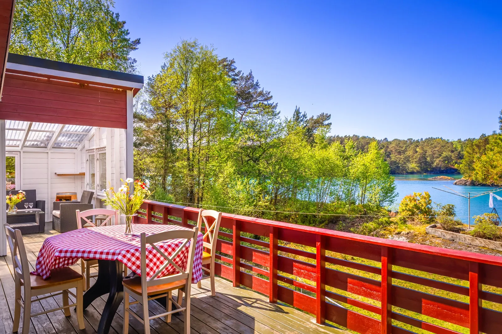 1960s Coastal House in Os with Terrace and Private Jetty - View image 21 of 56