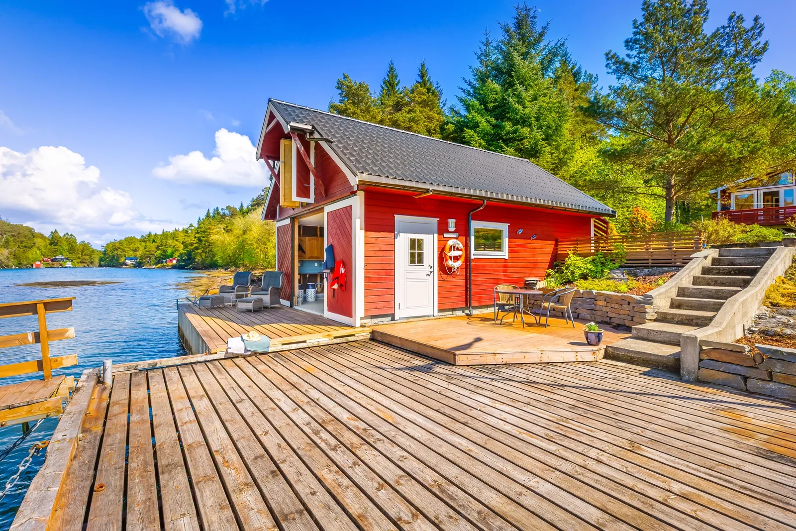 1960s Coastal House in Os with Terrace and Private Jetty - View image 39 of 56