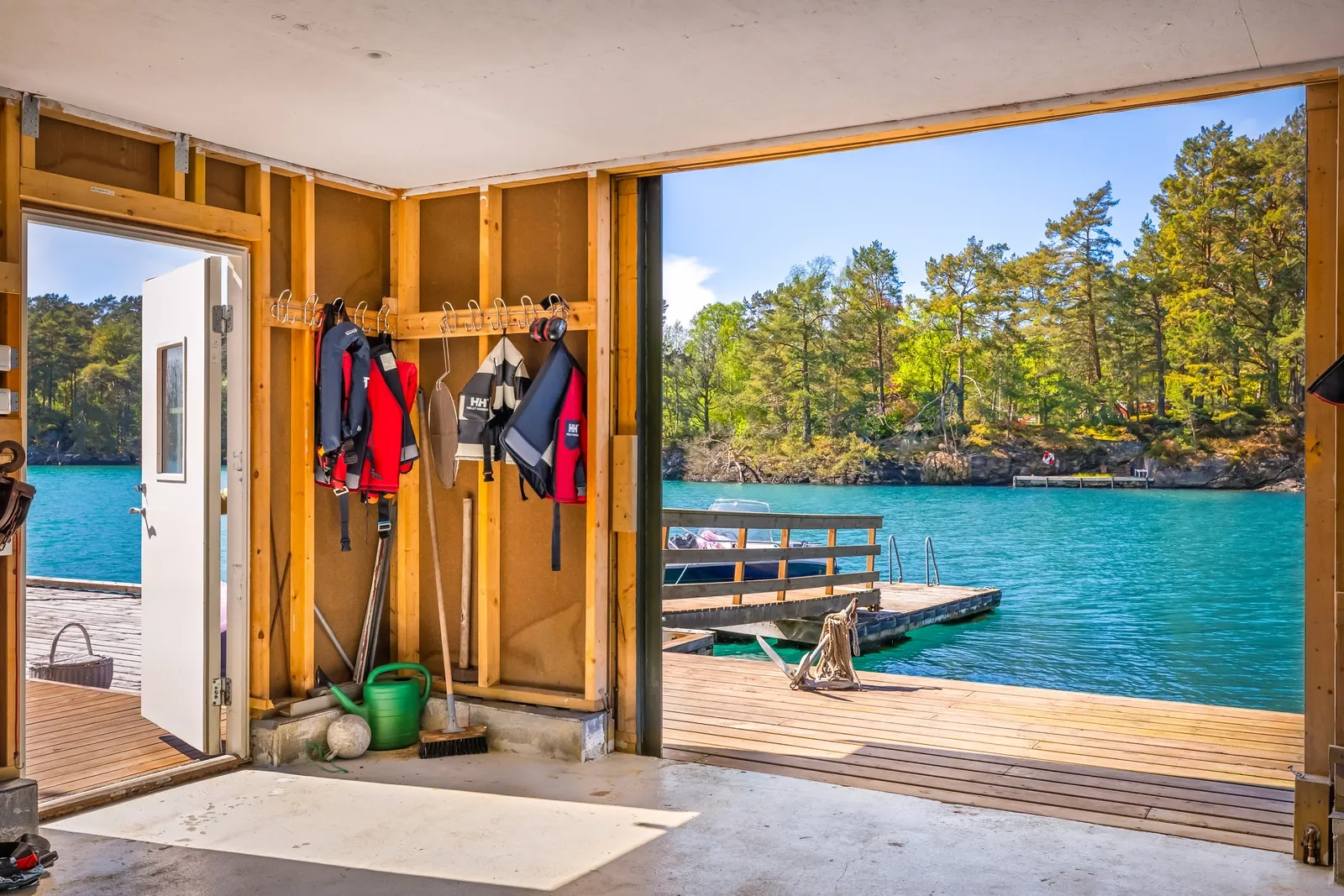 1960s Coastal House in Os with Terrace and Private Jetty - View image 45 of 56