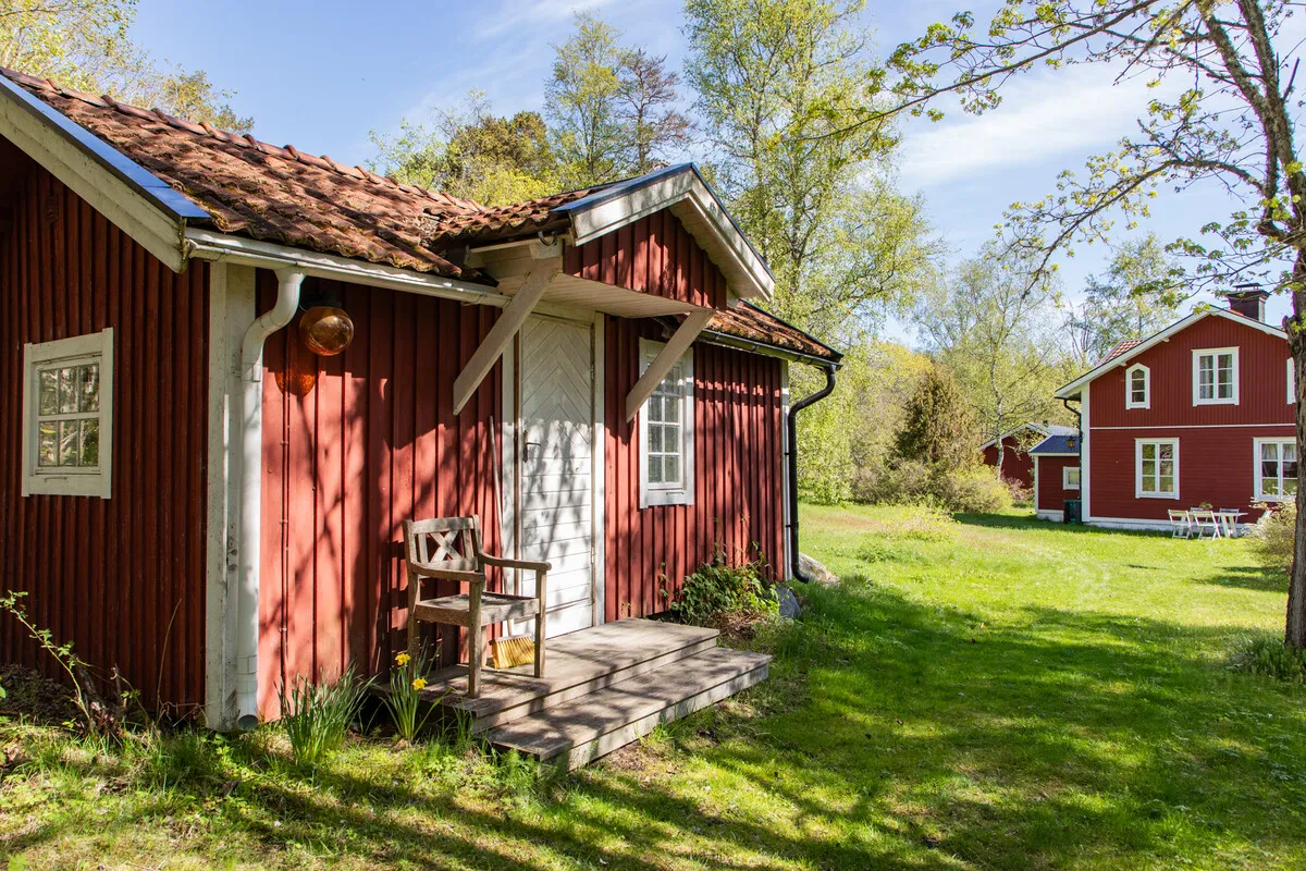 1890s Swedish House with Expansive Garden in Norrtälje - View image 35 of 55