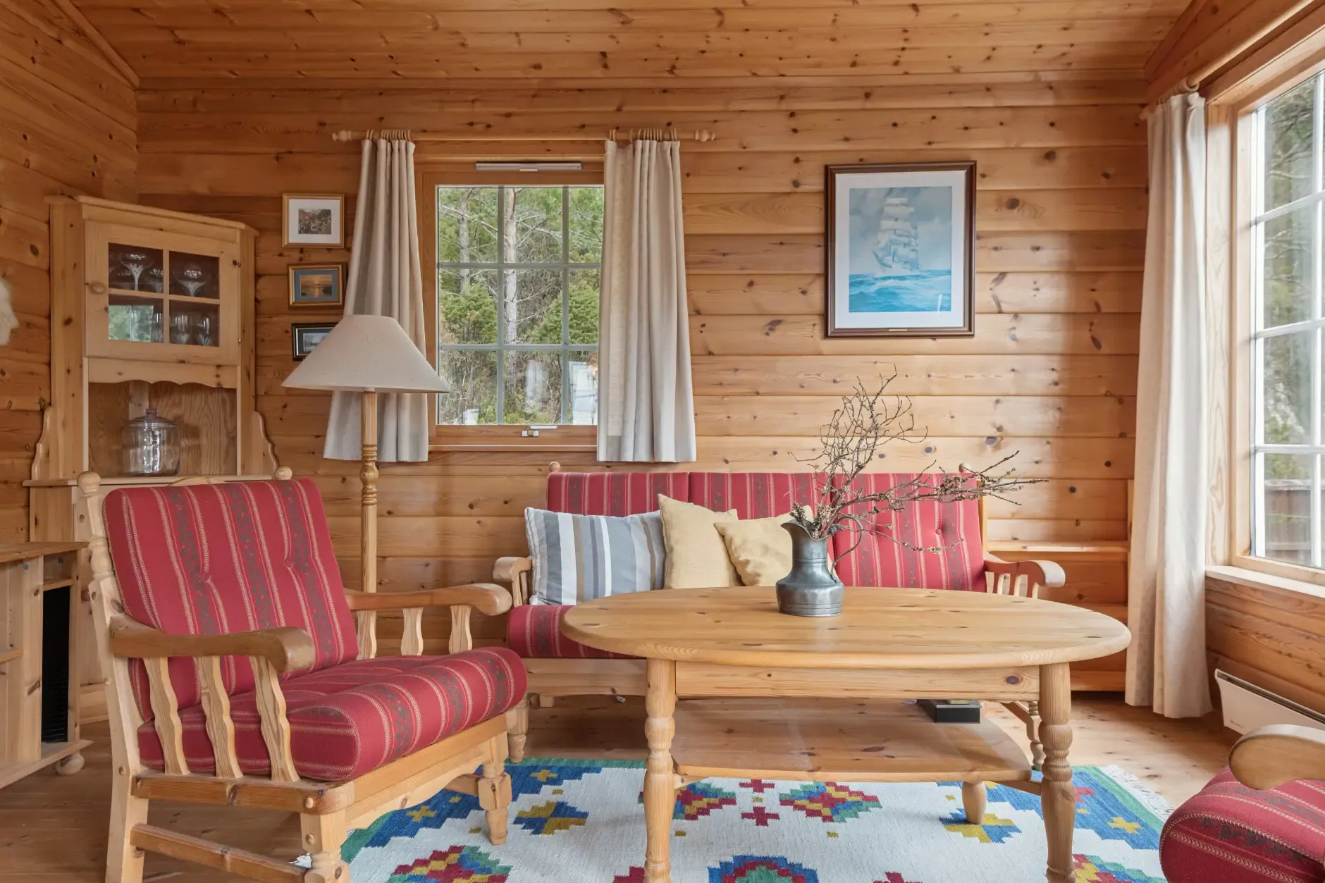 1990s Country House with Terrace and Garden in Arnavik, Norway - View image 11 of 38