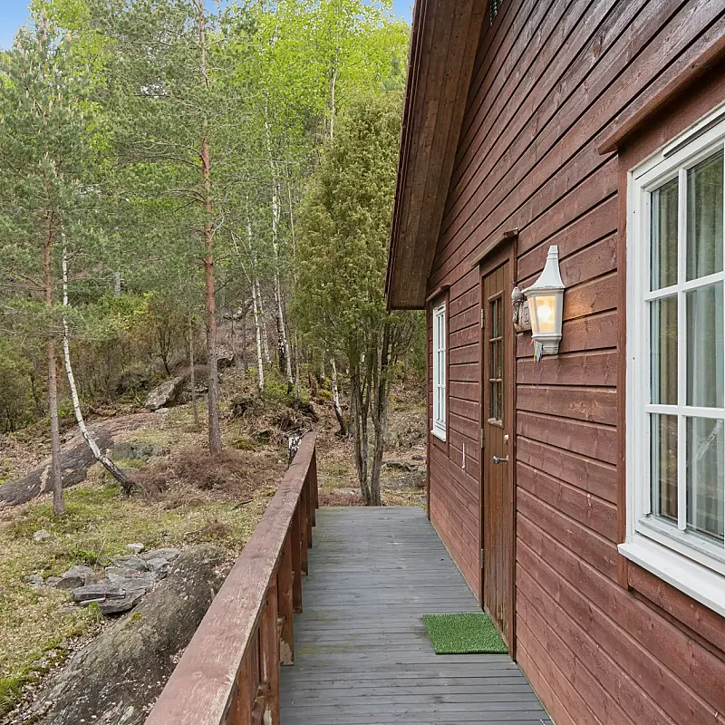 View image 32