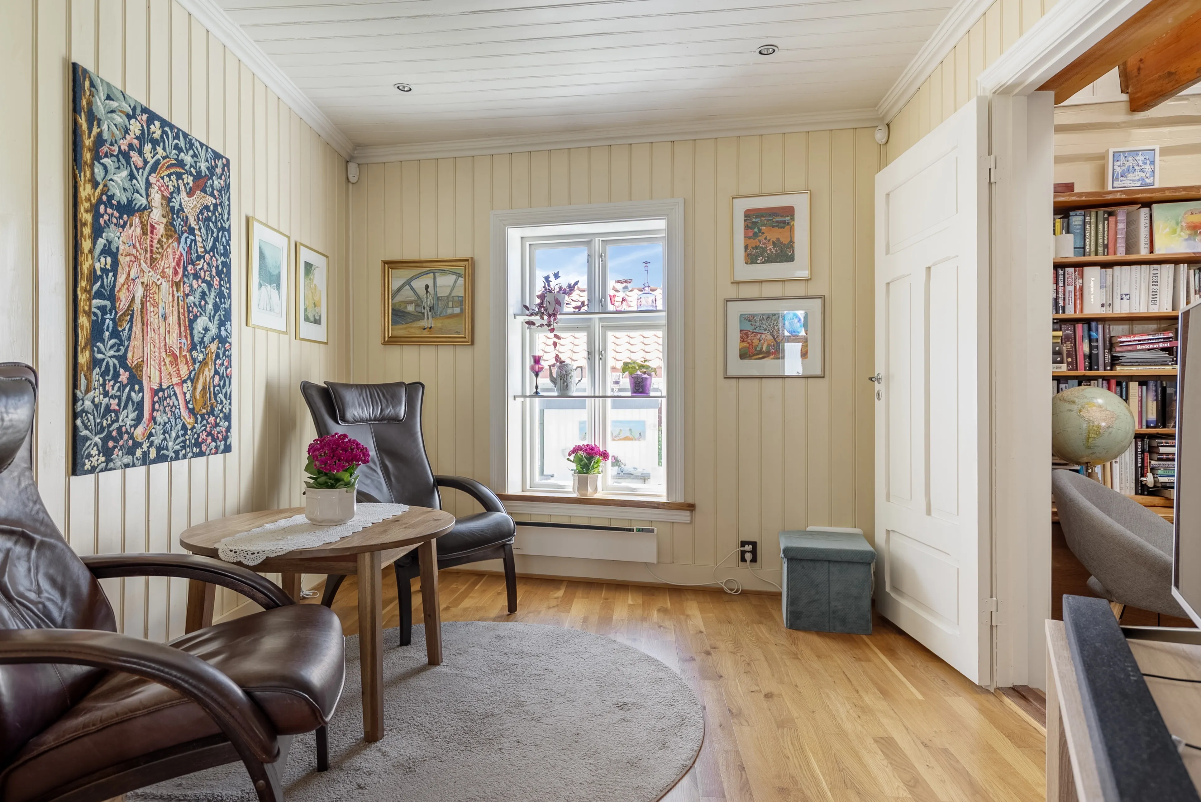 1881 Sandefjord House with Garden and Parking in Historic Vestfold Location - View image 14 of 47