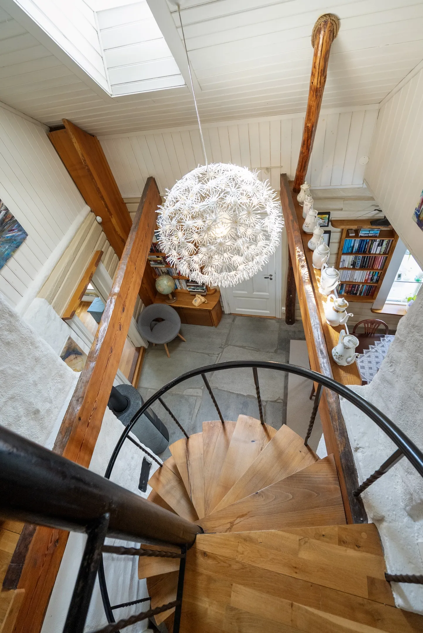 1881 Sandefjord House with Garden and Parking in Historic Vestfold Location - View image 18 of 47