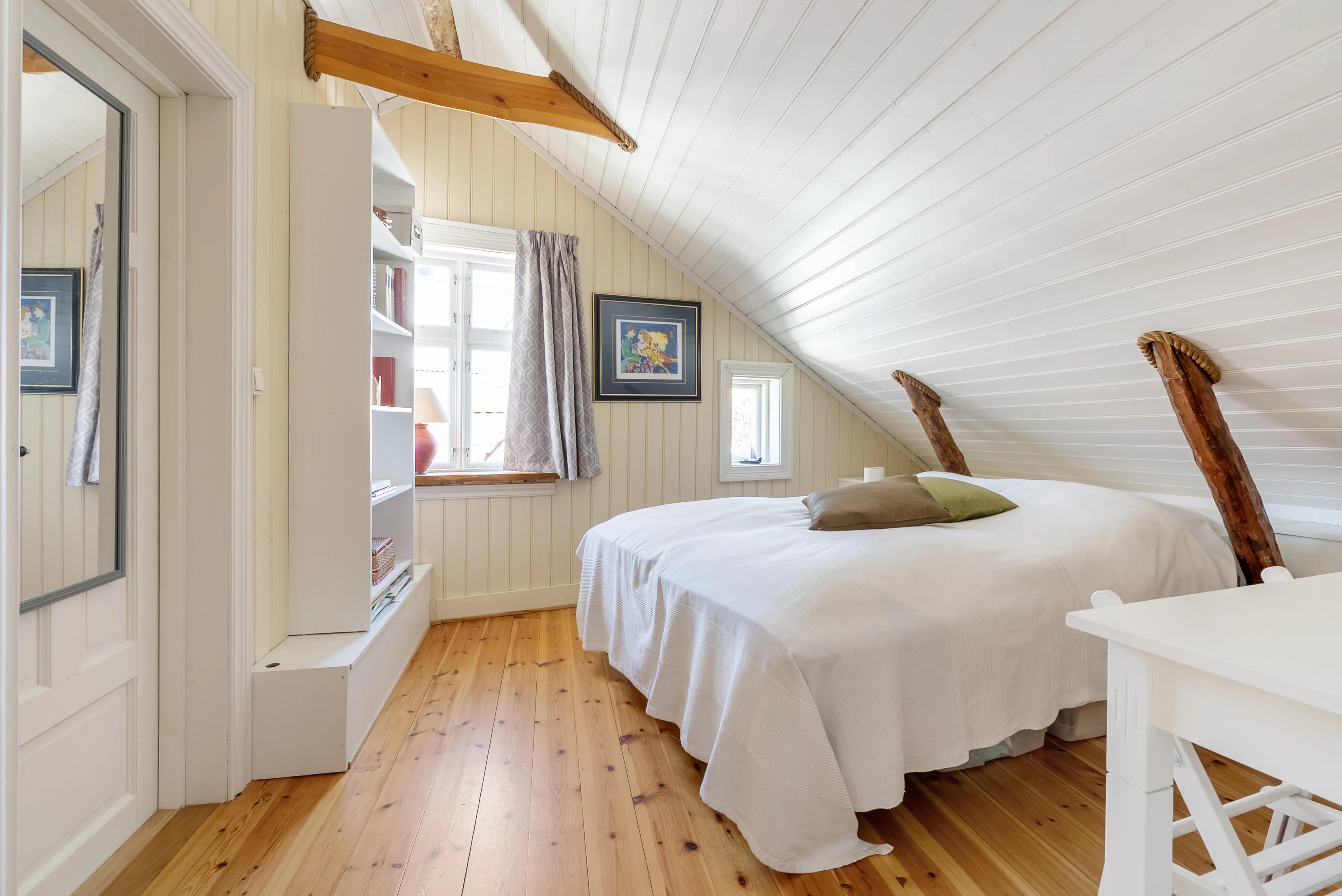 1881 Sandefjord House with Garden and Parking in Historic Vestfold Location - View image 22 of 47