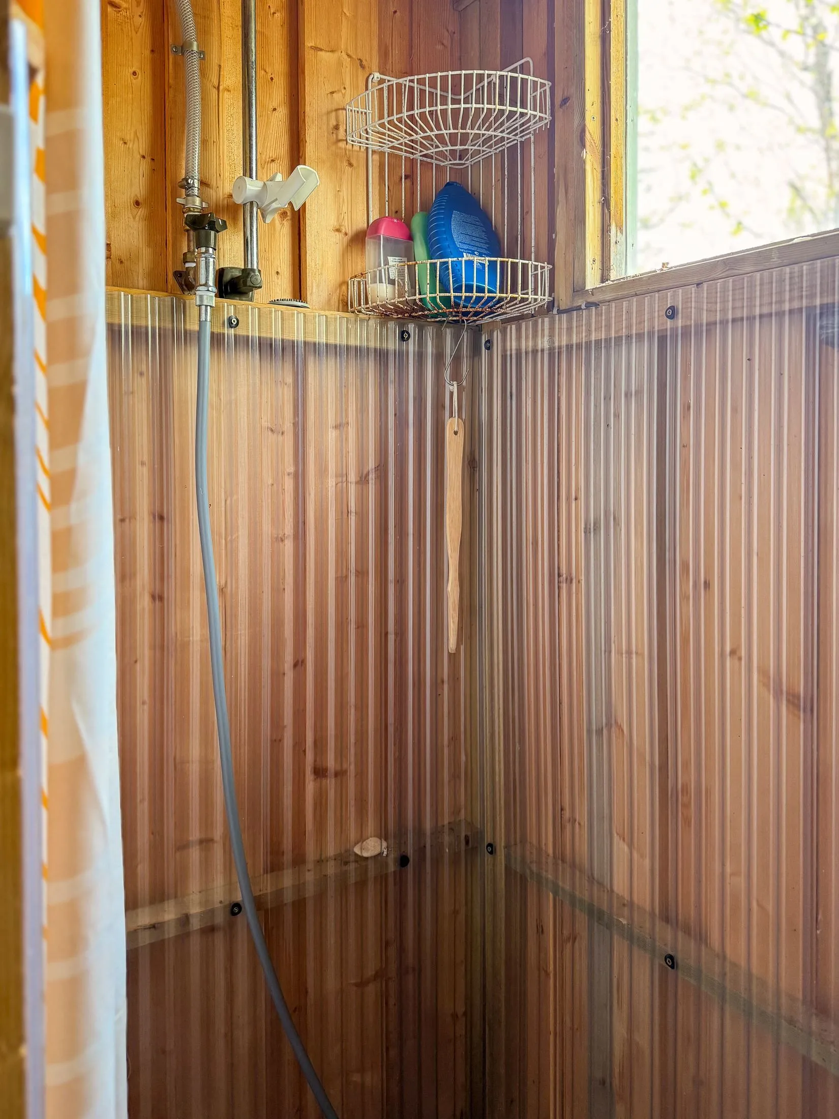 1960s Timber Cabin in Vilhelmina with Expansive Grounds and Terrace - View image 14 of 27