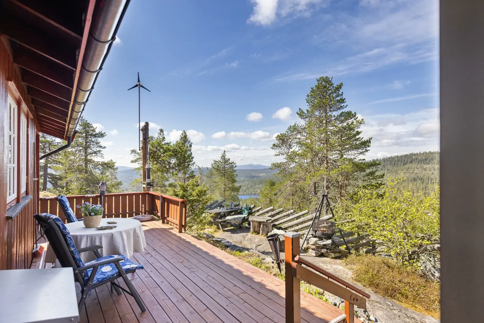 Three-Bedroom Country House with Terrace in Scenic Nedre Eggedal, Norway - View image 9 of 33