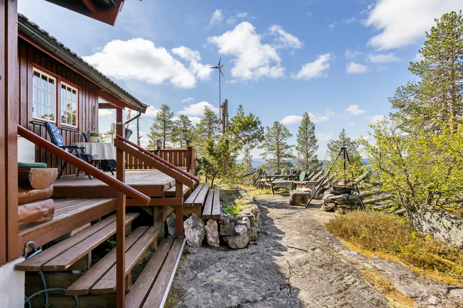 Three-Bedroom Country House with Terrace in Scenic Nedre Eggedal, Norway - View image 29 of 33