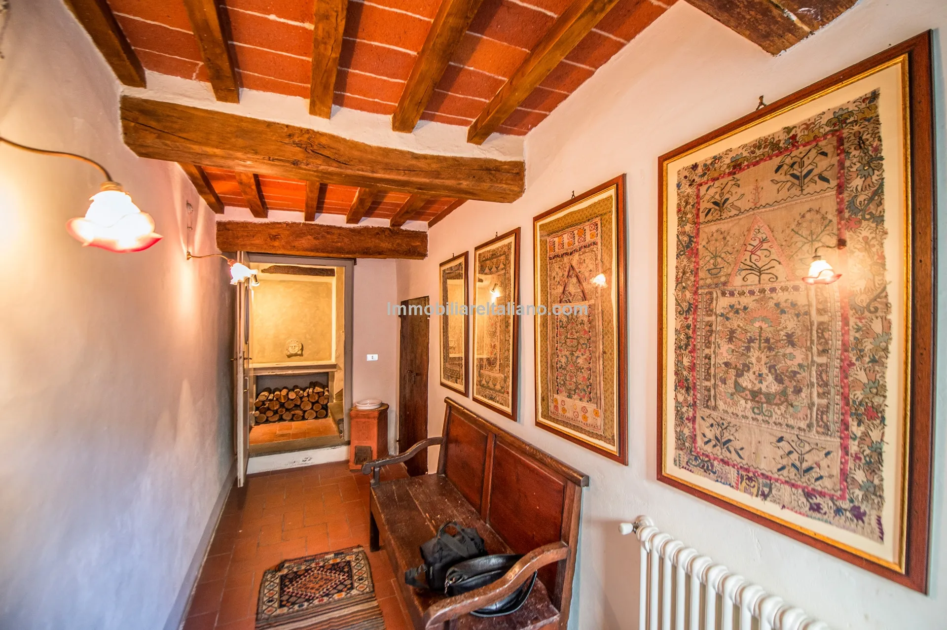 Elegant 4-Bedroom Townhouse with Terrace in Historic Lucignano, Tuscany - View image 48 of 51