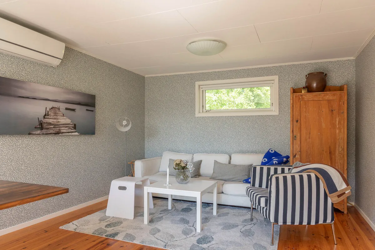 1970s Swedish Country House with Expansive Gardens and Terrace - View image 10 of 33