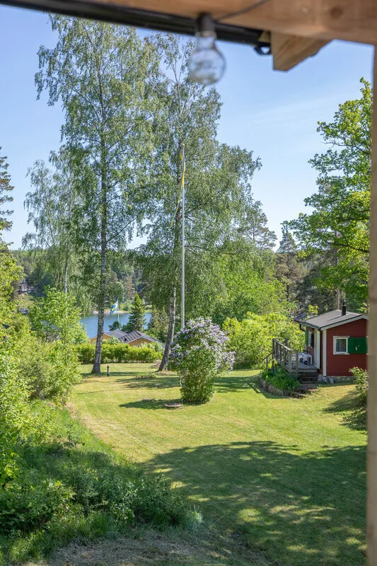 1970s Swedish Country House with Expansive Gardens and Terrace - View image 21 of 33