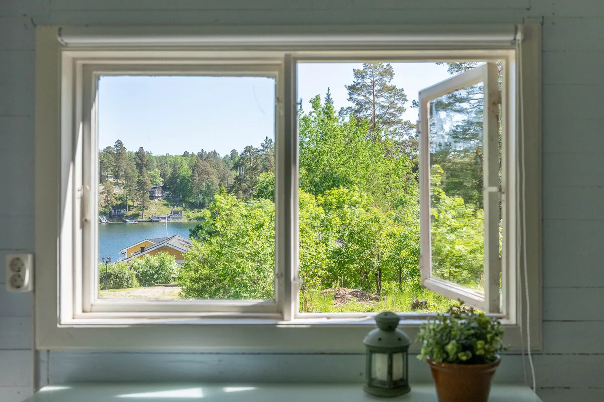 1970s Swedish Country House with Expansive Gardens and Terrace - View image 28 of 33