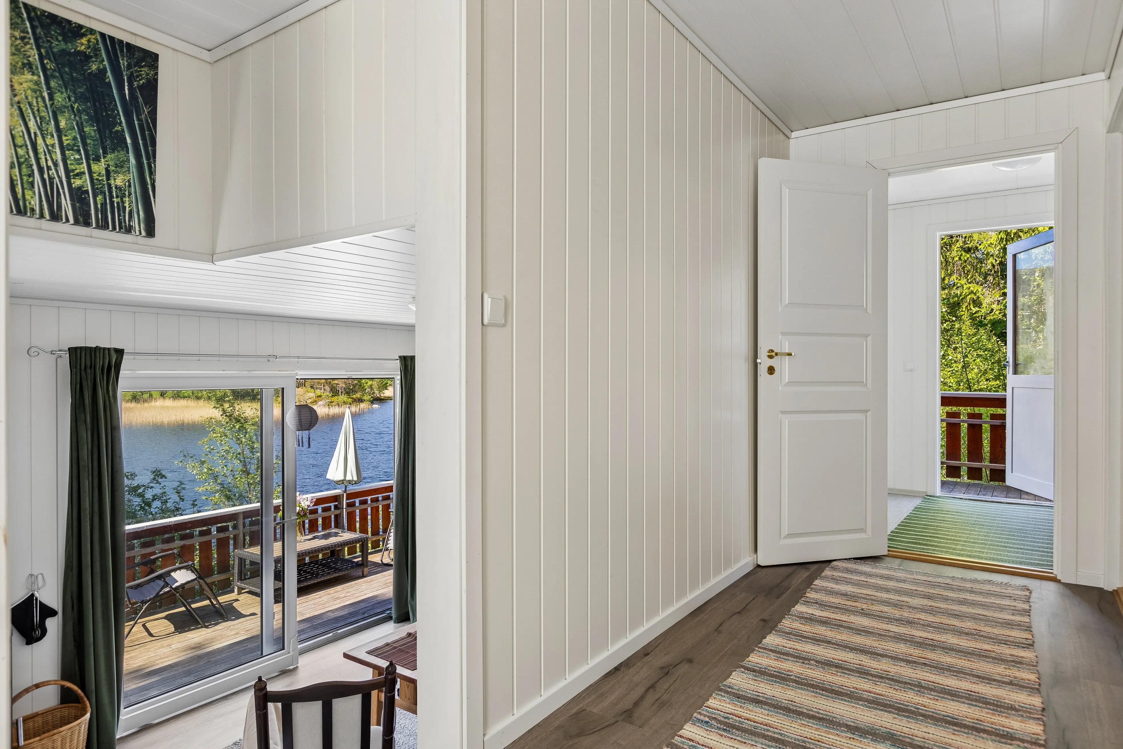 1960s Cabin by the Water's Edge in Revsnes with Expansive Terrace - View image 19 of 33