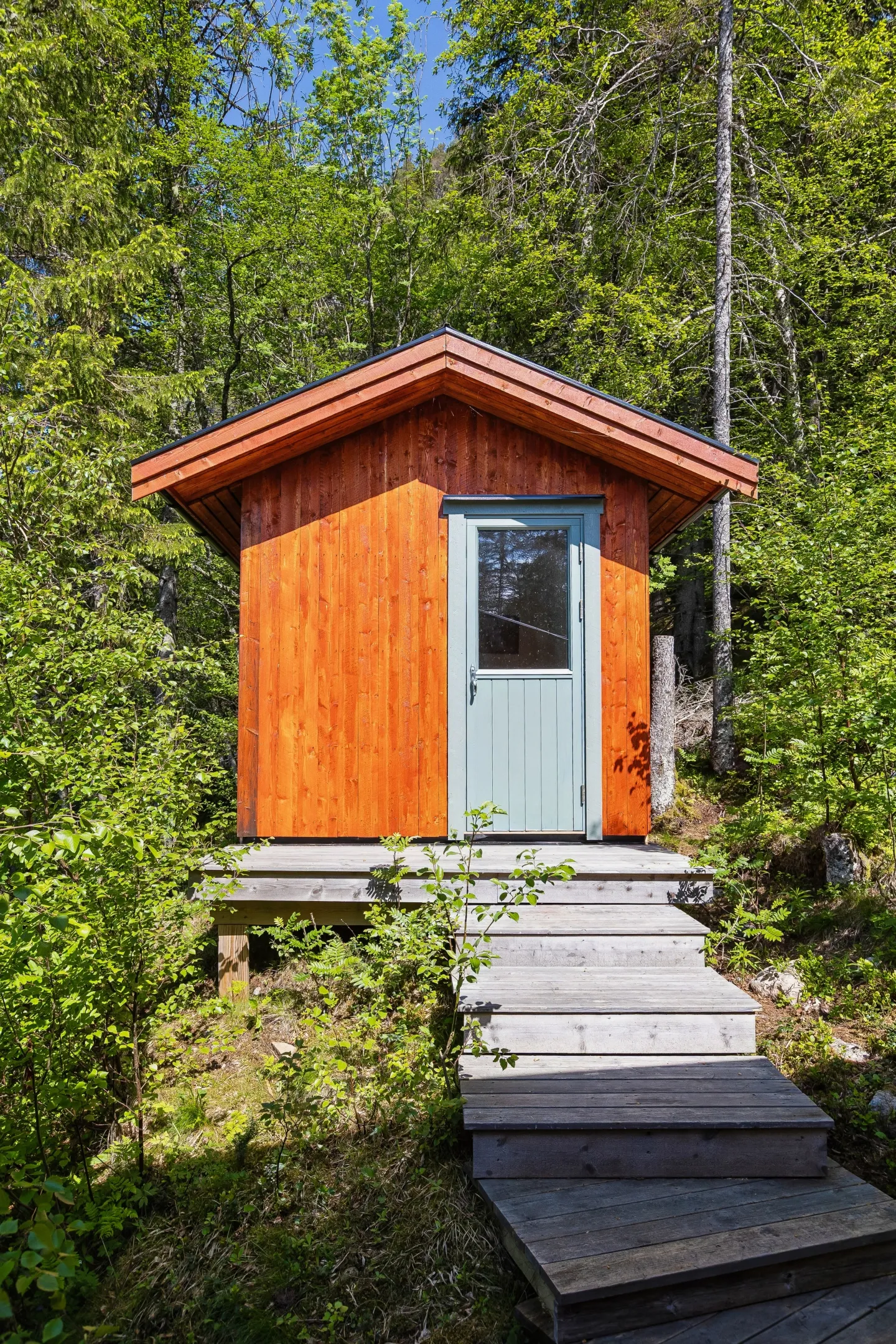 1960s Cabin by the Water's Edge in Revsnes with Expansive Terrace - View image 31 of 33