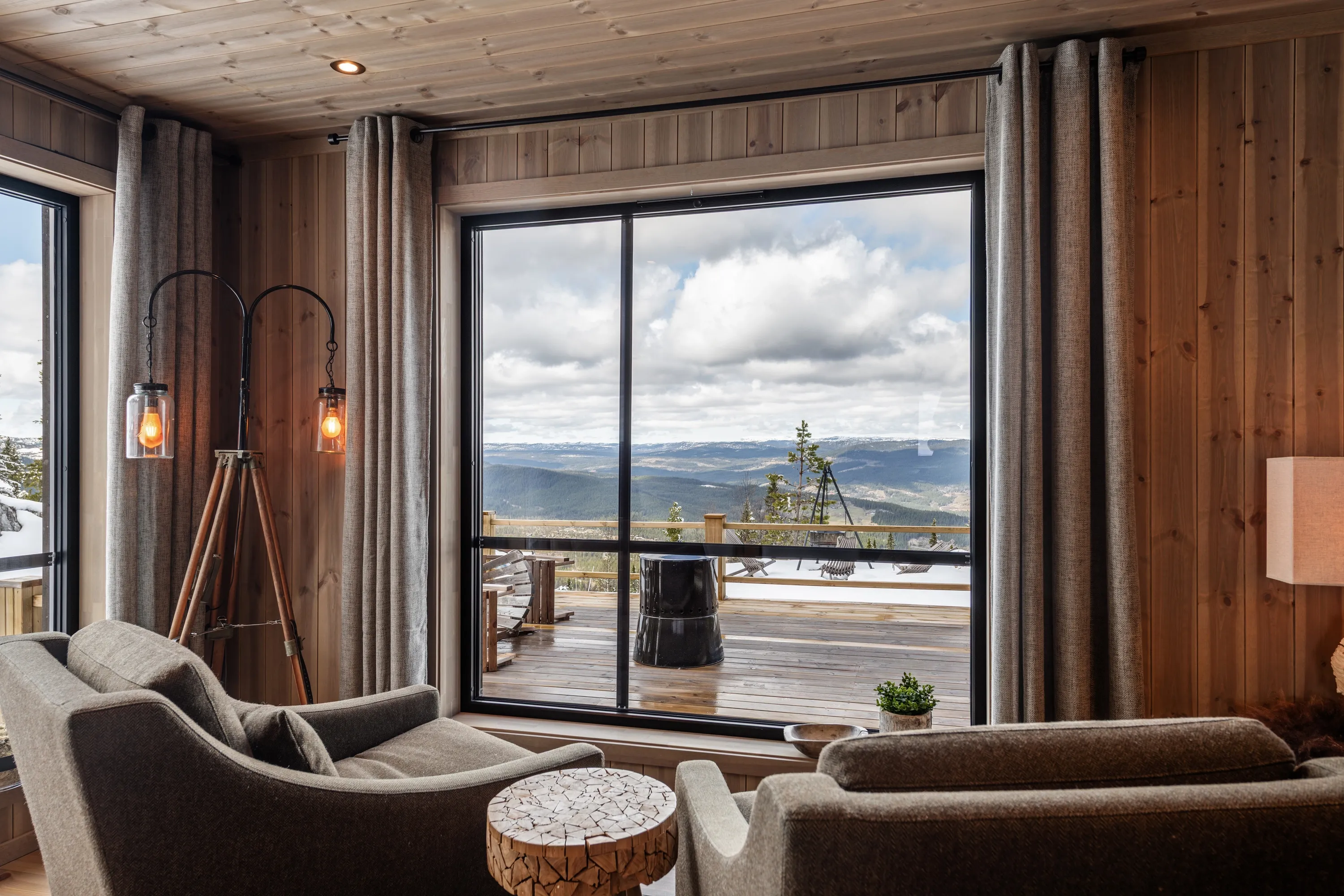 Modern 4-Bedroom Cabin in Nesbyen with Expansive Garden and Parking - View image 18 of 70