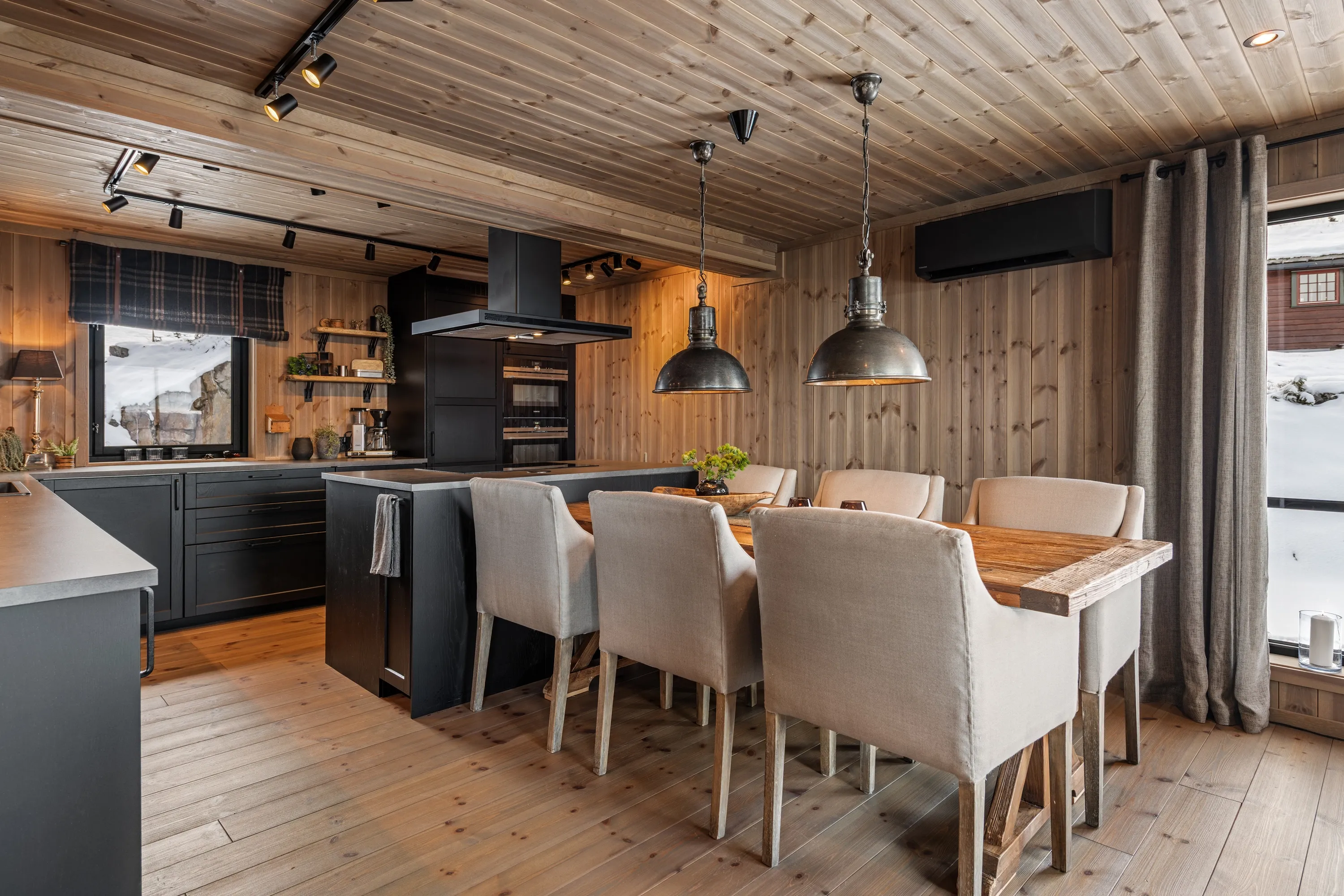 Modern 4-Bedroom Cabin in Nesbyen with Expansive Garden and Parking - View image 22 of 70