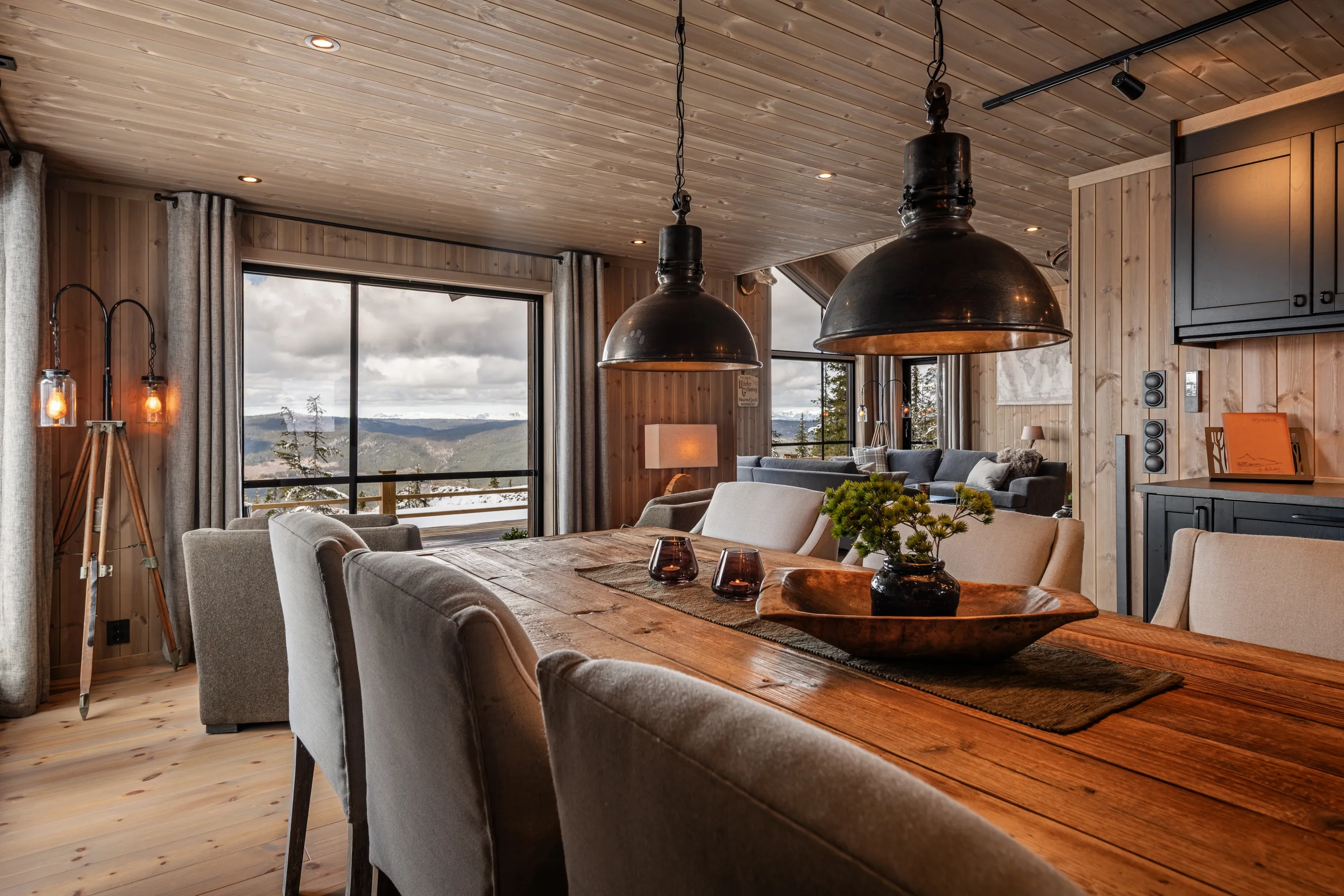 Modern 4-Bedroom Cabin in Nesbyen with Expansive Garden and Parking - View image 24 of 70