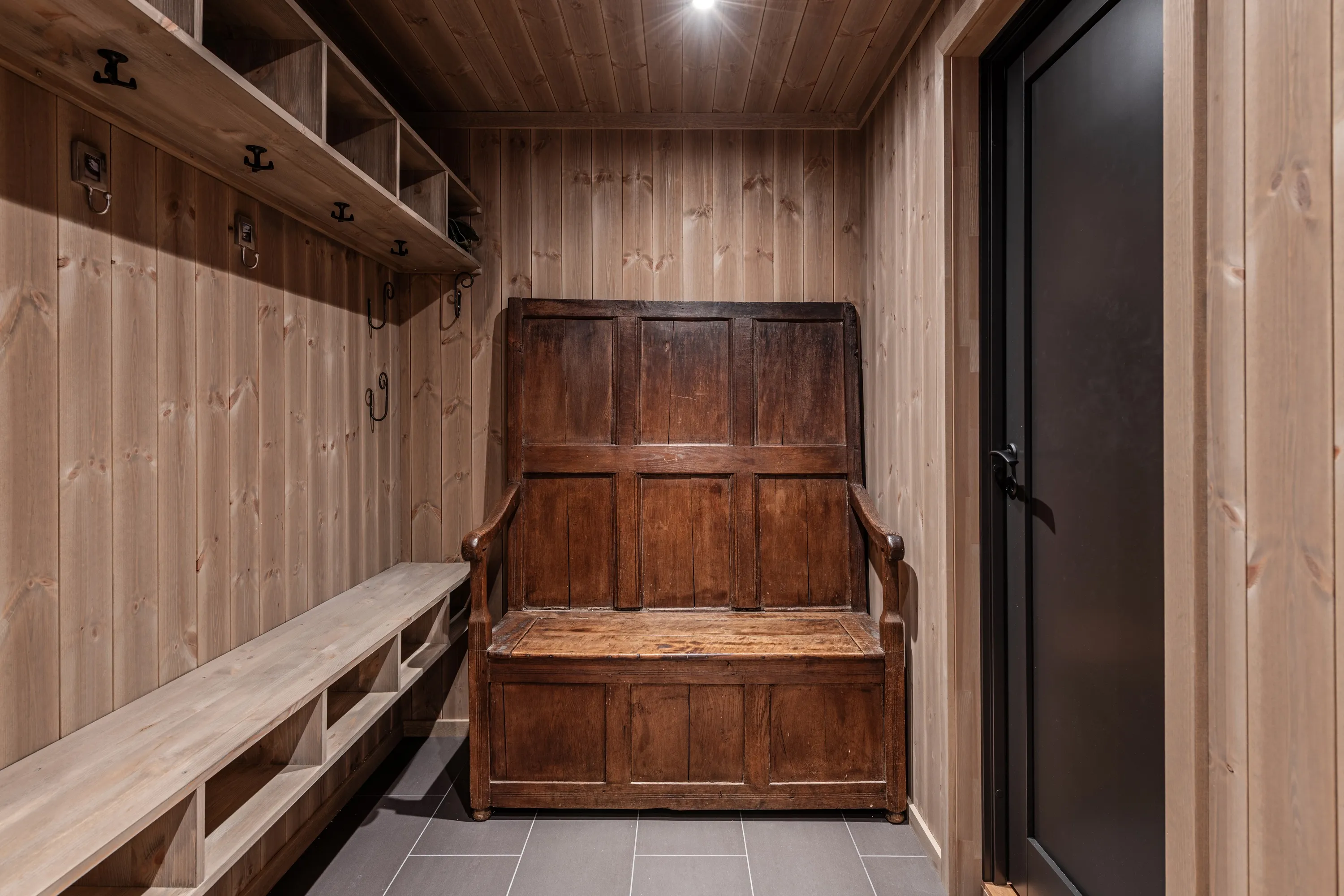 Modern 4-Bedroom Cabin in Nesbyen with Expansive Garden and Parking - View image 47 of 70