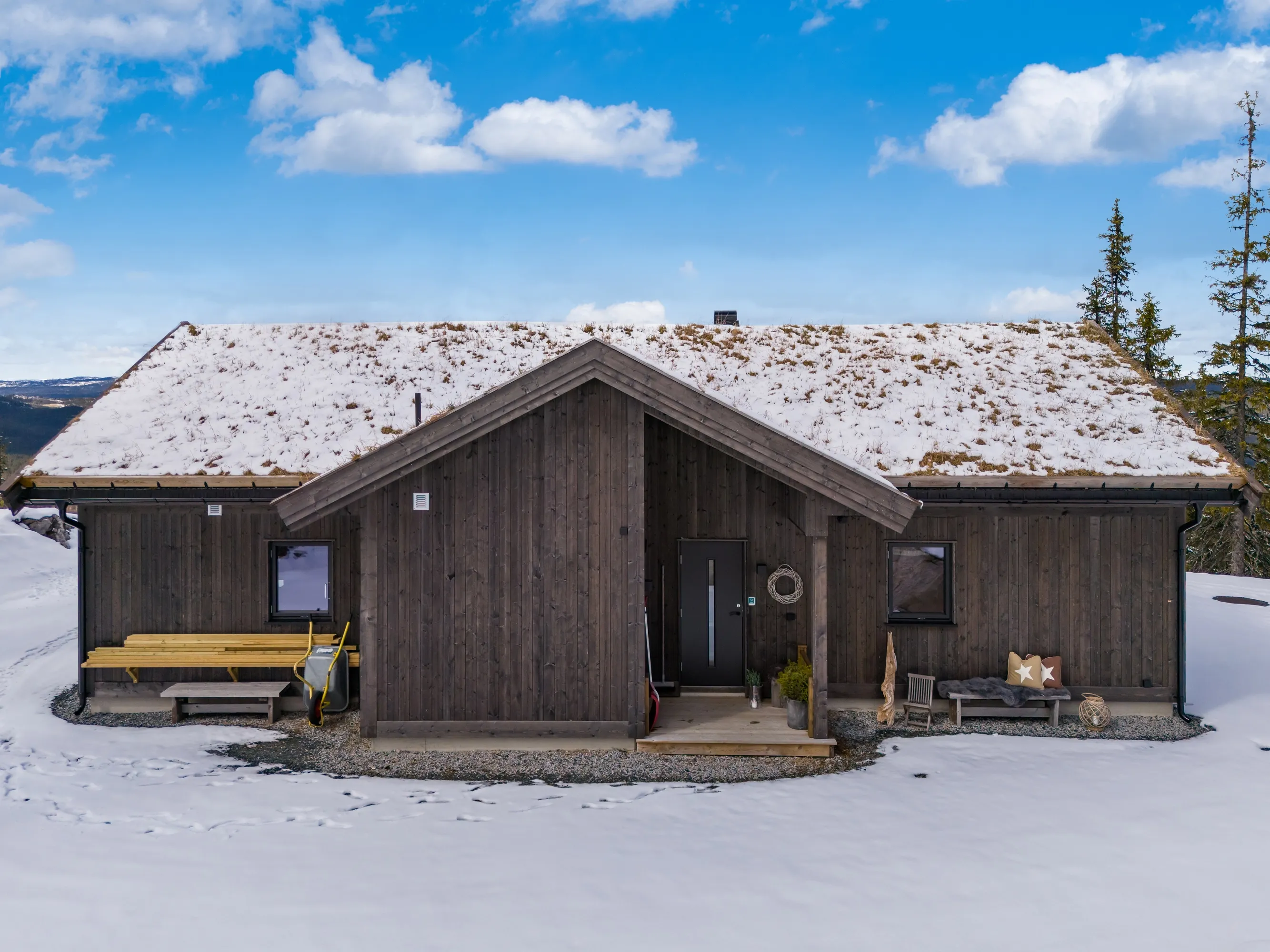 Modern 4-Bedroom Cabin in Nesbyen with Expansive Garden and Parking - View image 60 of 70