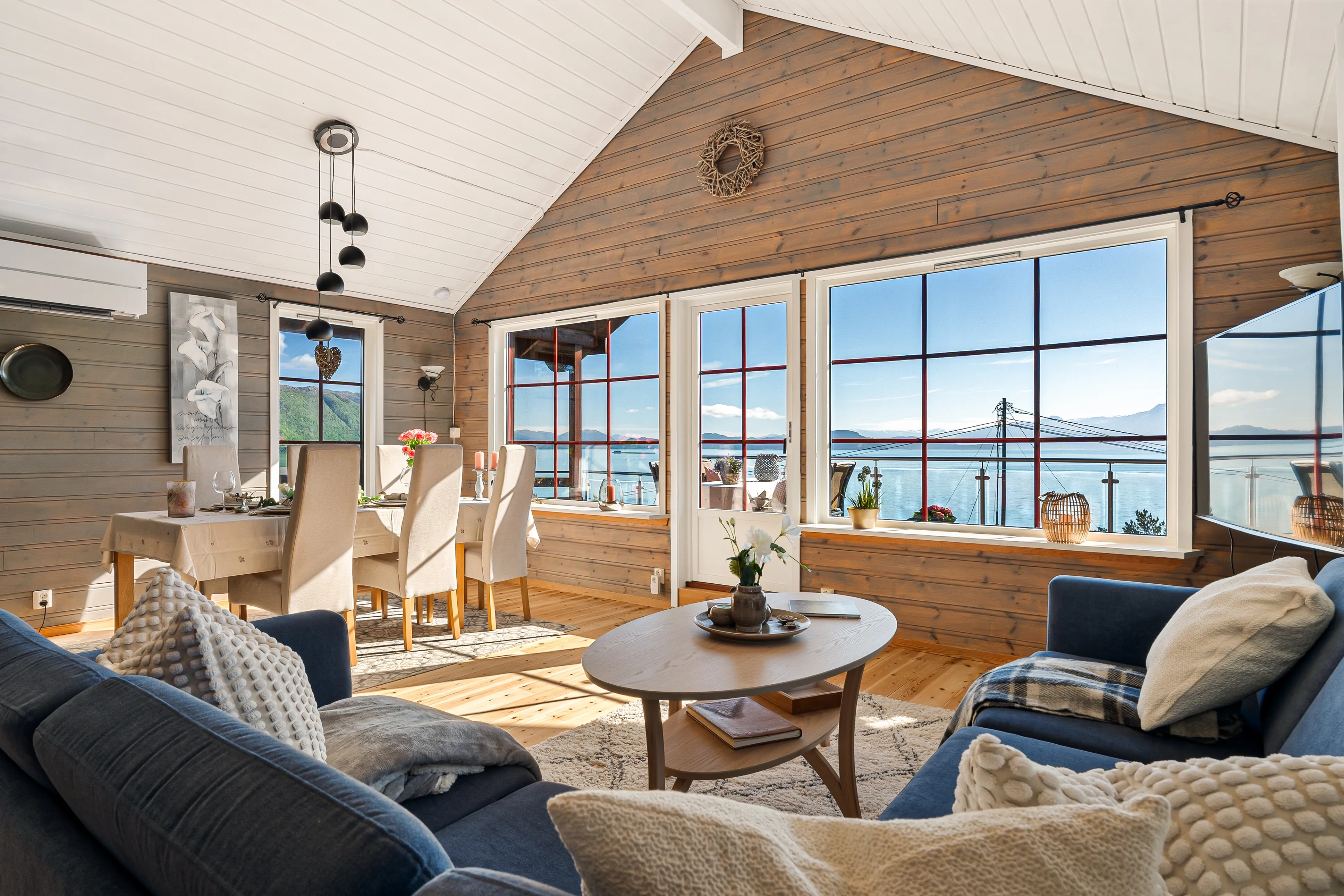 Fjordside Cabin Retreat with Private Boathouse in Vestland, Norway - Image 5