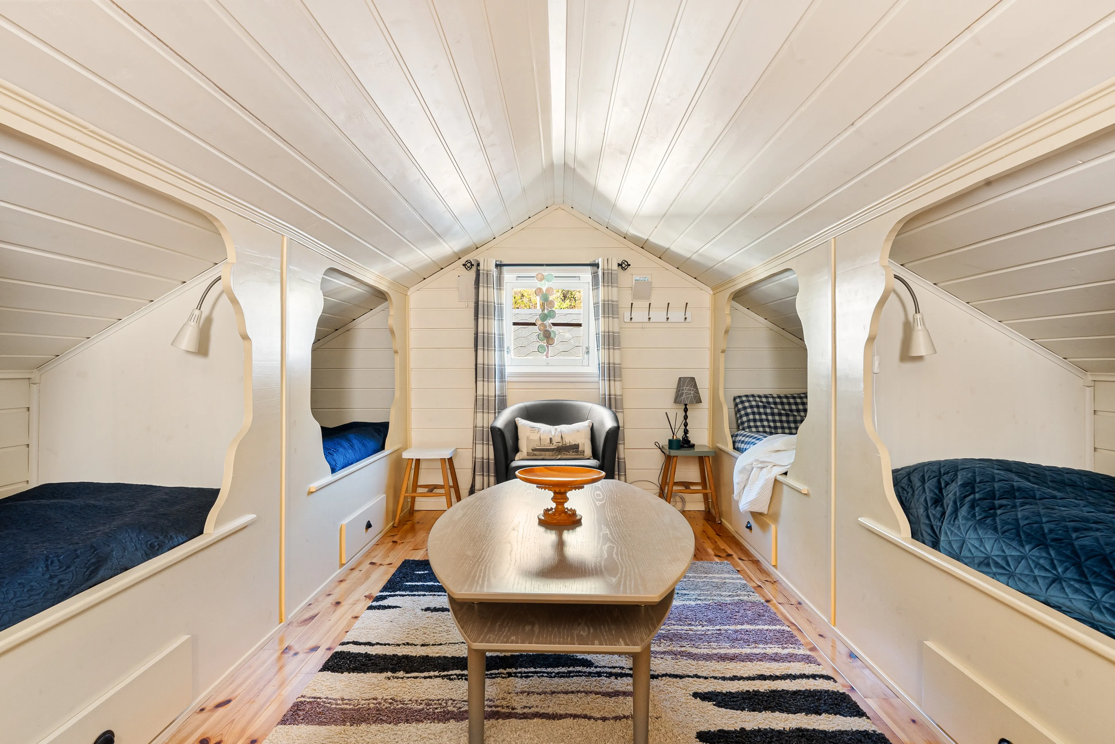 Fjordside Cabin Retreat with Private Boathouse in Vestland, Norway - View image 41 of 60