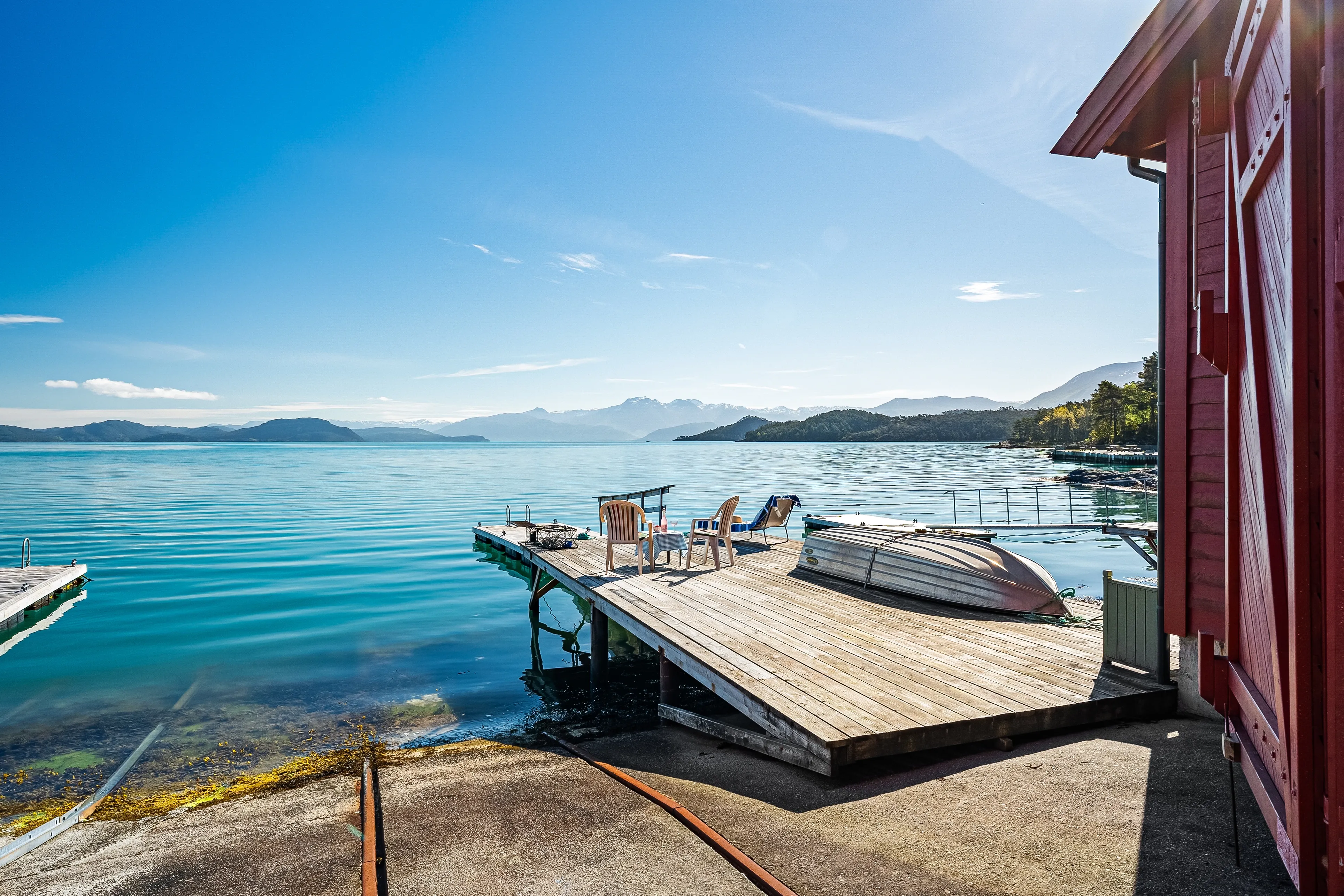 Fjordside Cabin Retreat with Private Boathouse in Vestland, Norway - View image 54 of 60