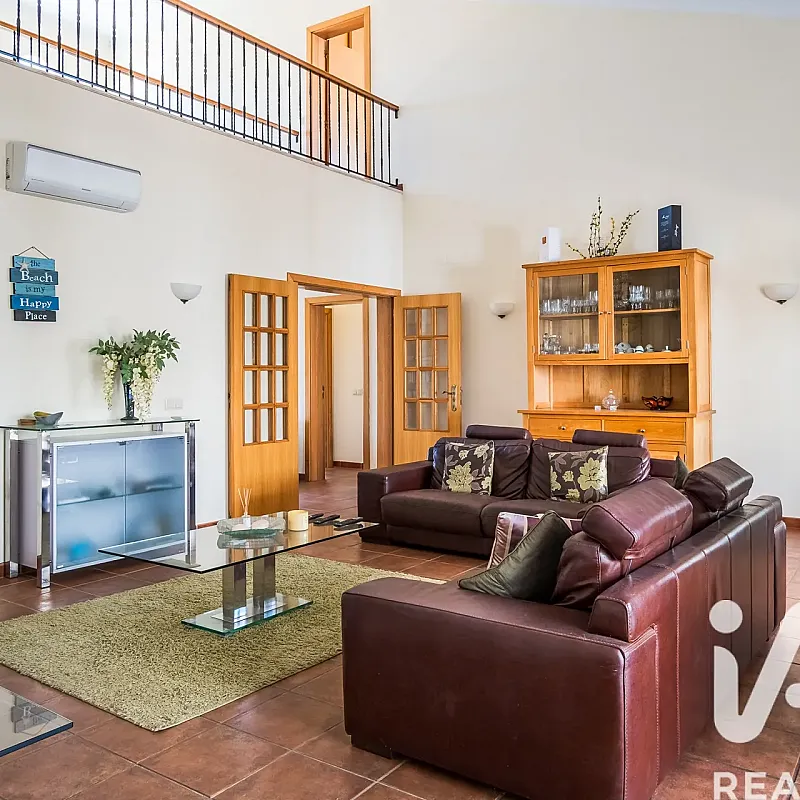 View image 17