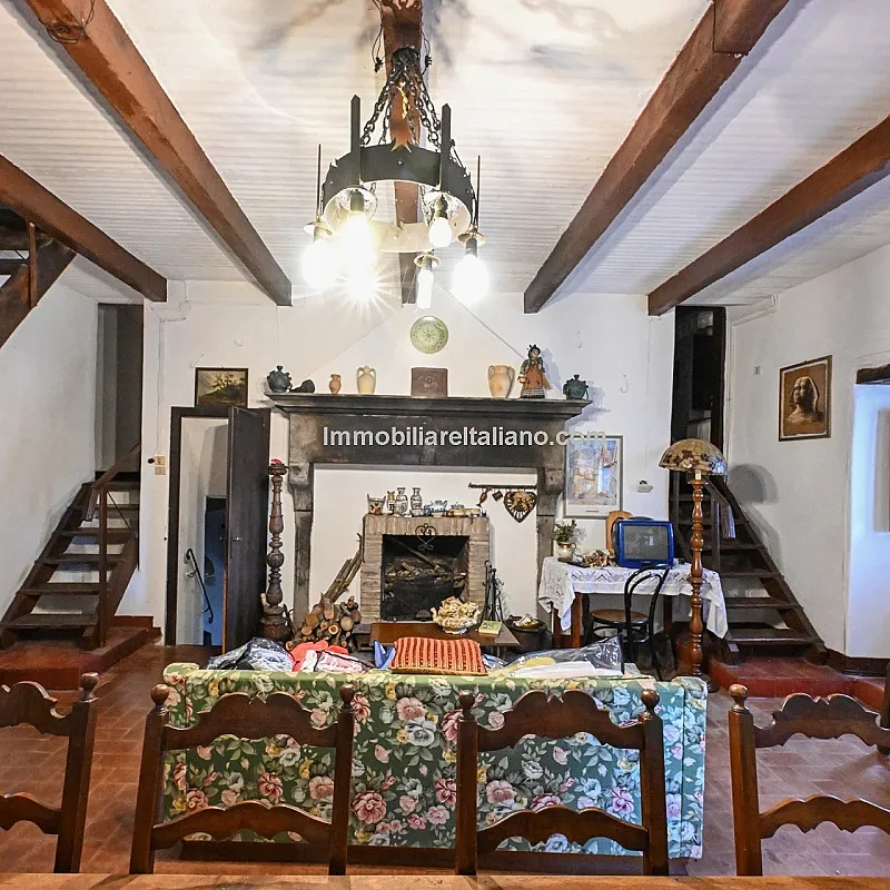 View image 32